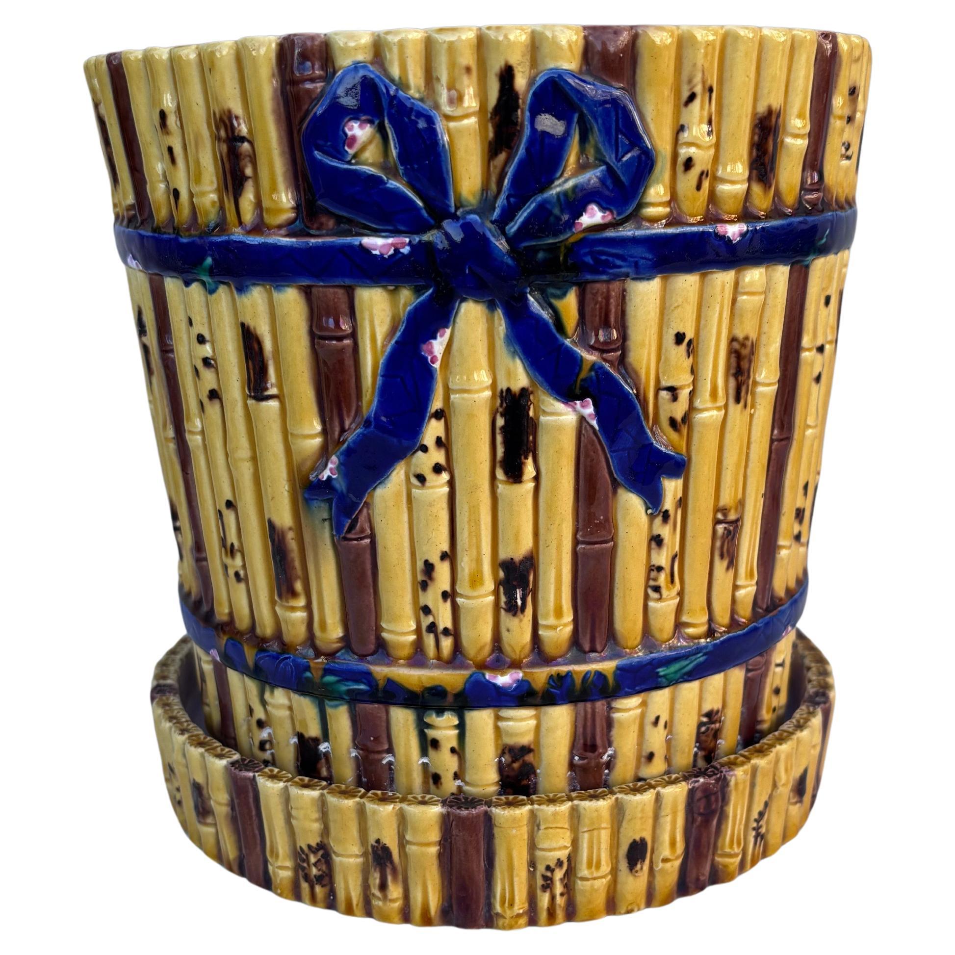 Cachepot di bambù in maiolica vittoriano del XIX secolo Minton In condizioni buone in vendita a Austin, TX