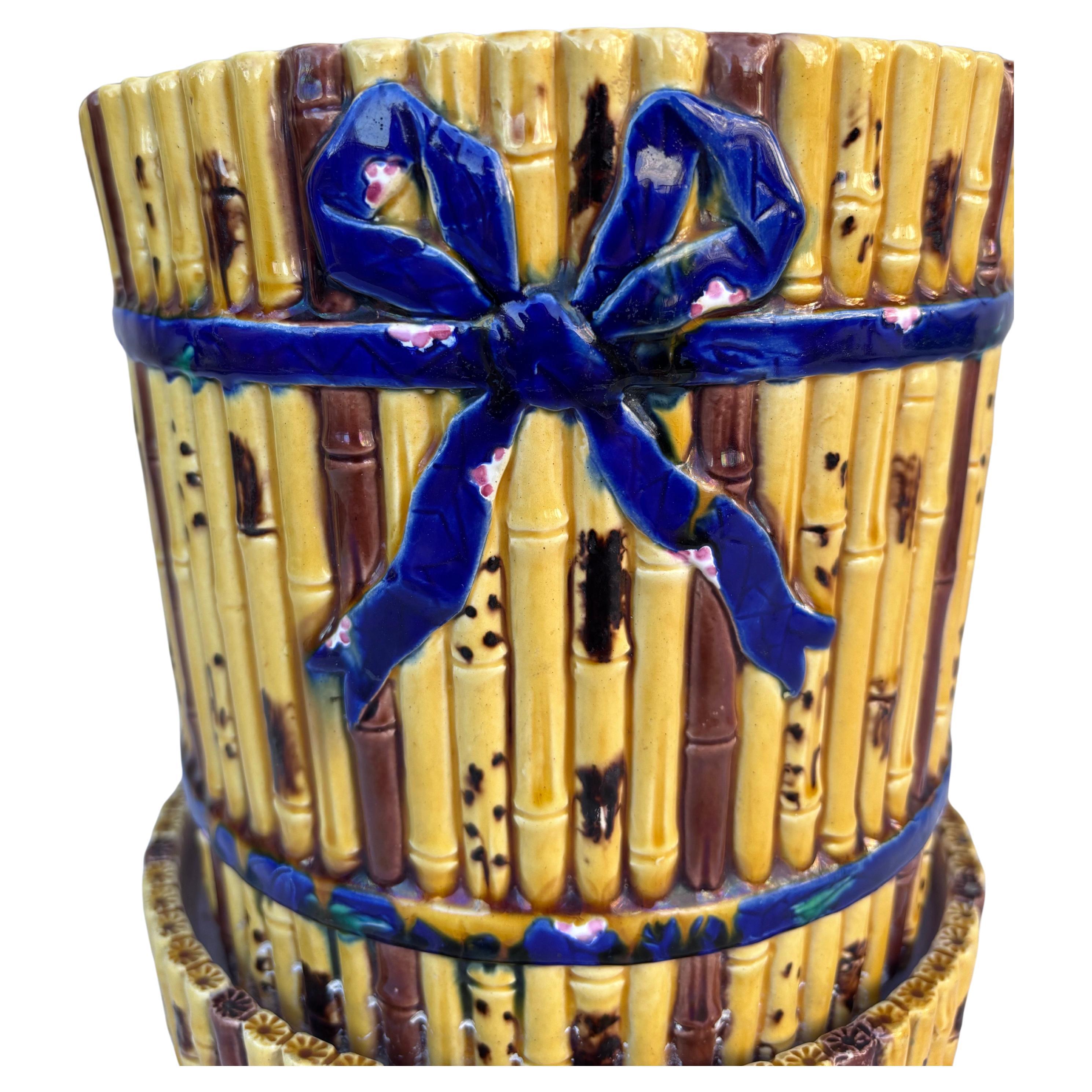 Fine XIX secolo Cachepot di bambù in maiolica vittoriano del XIX secolo Minton in vendita