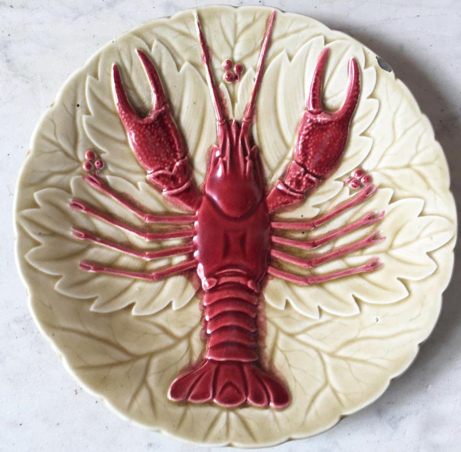 19th Century Victorian Majolica Lobster Plate Wedgwood In Good Condition For Sale In Austin, TX
