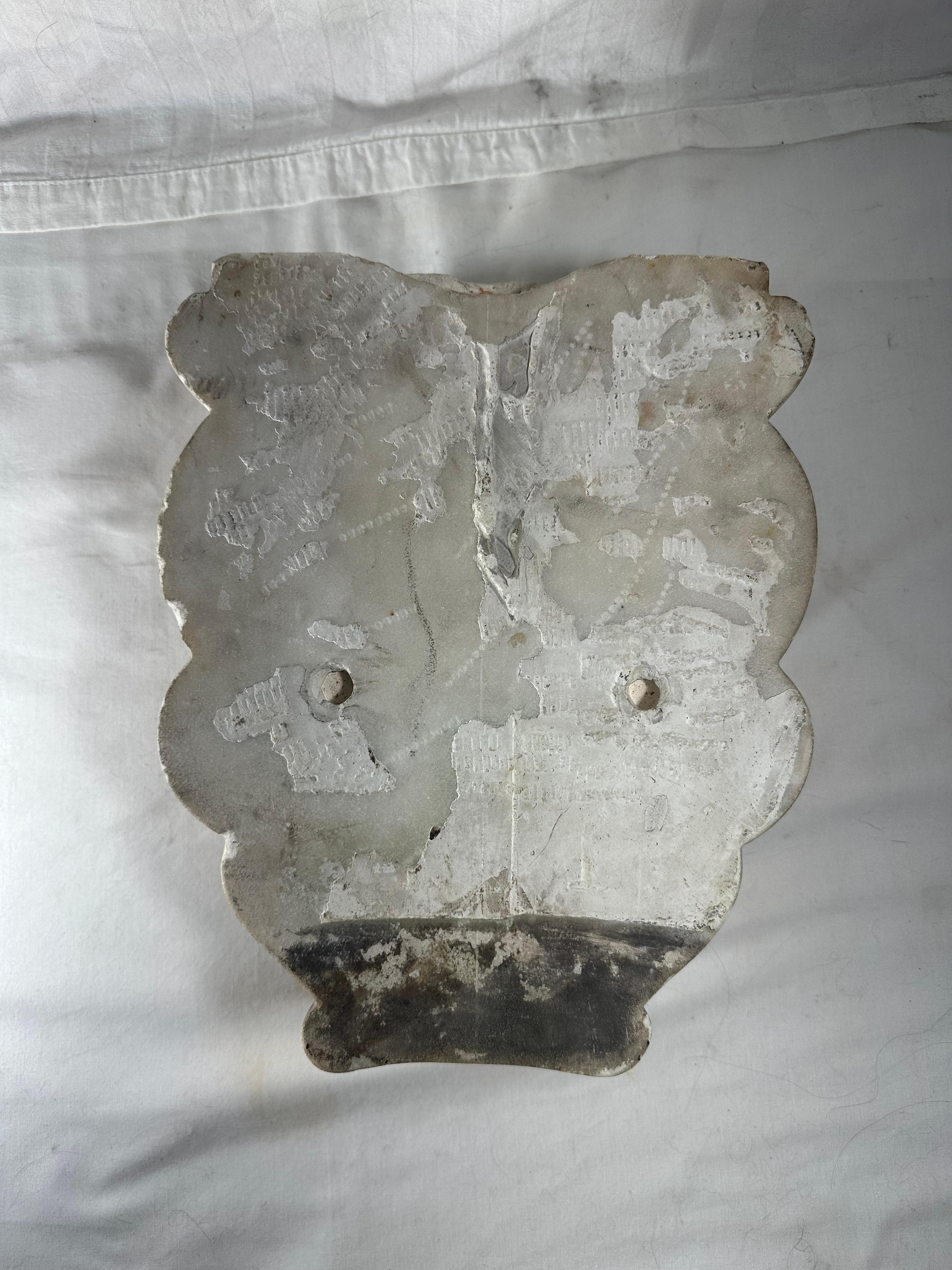 19th Century Victorian Marble Fireplace Mantle Keystone For Sale 5