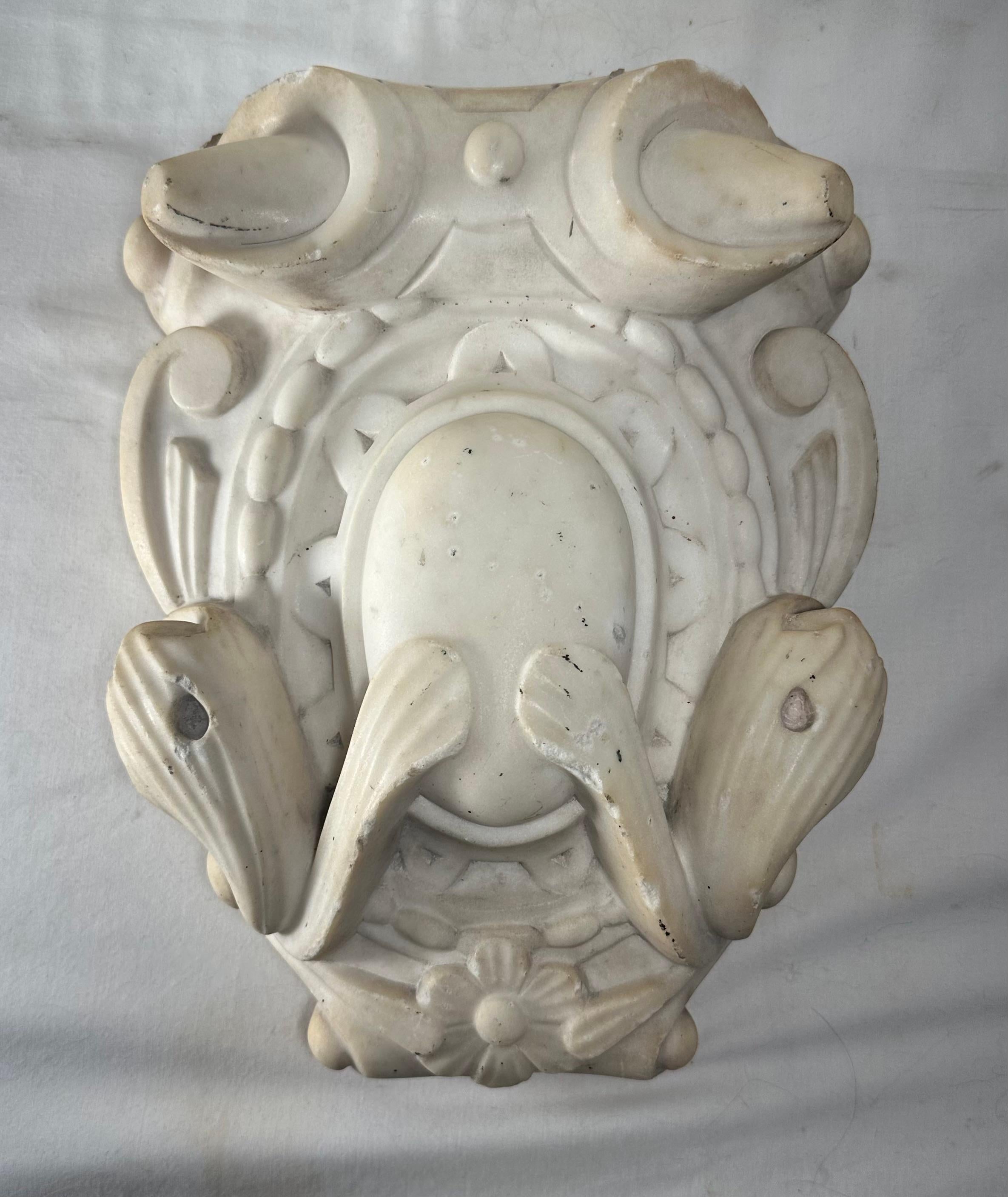 Carved 19th Century Victorian Marble Fireplace Mantle Keystone For Sale