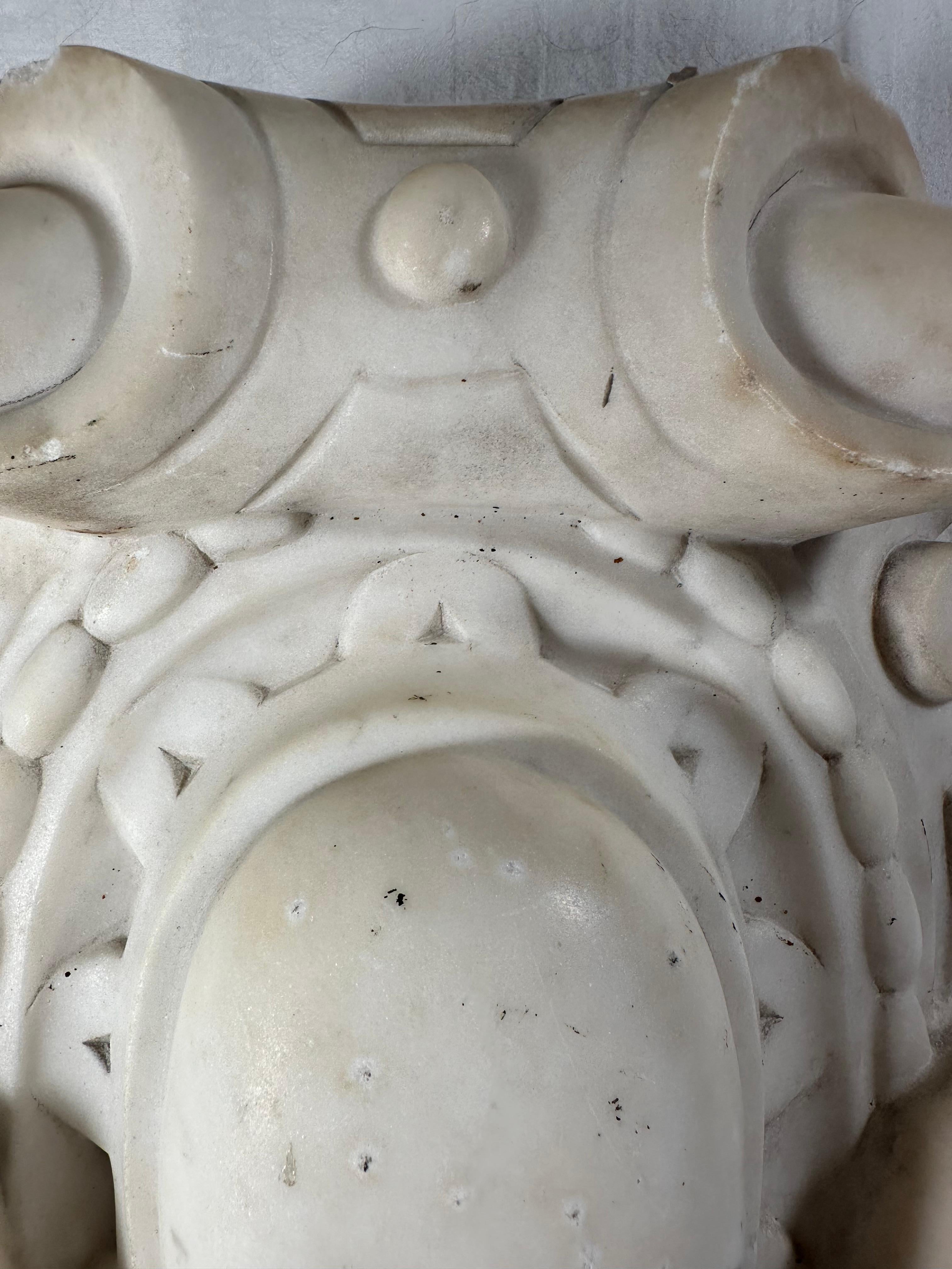 19th Century Victorian Marble Fireplace Mantle Keystone For Sale 3