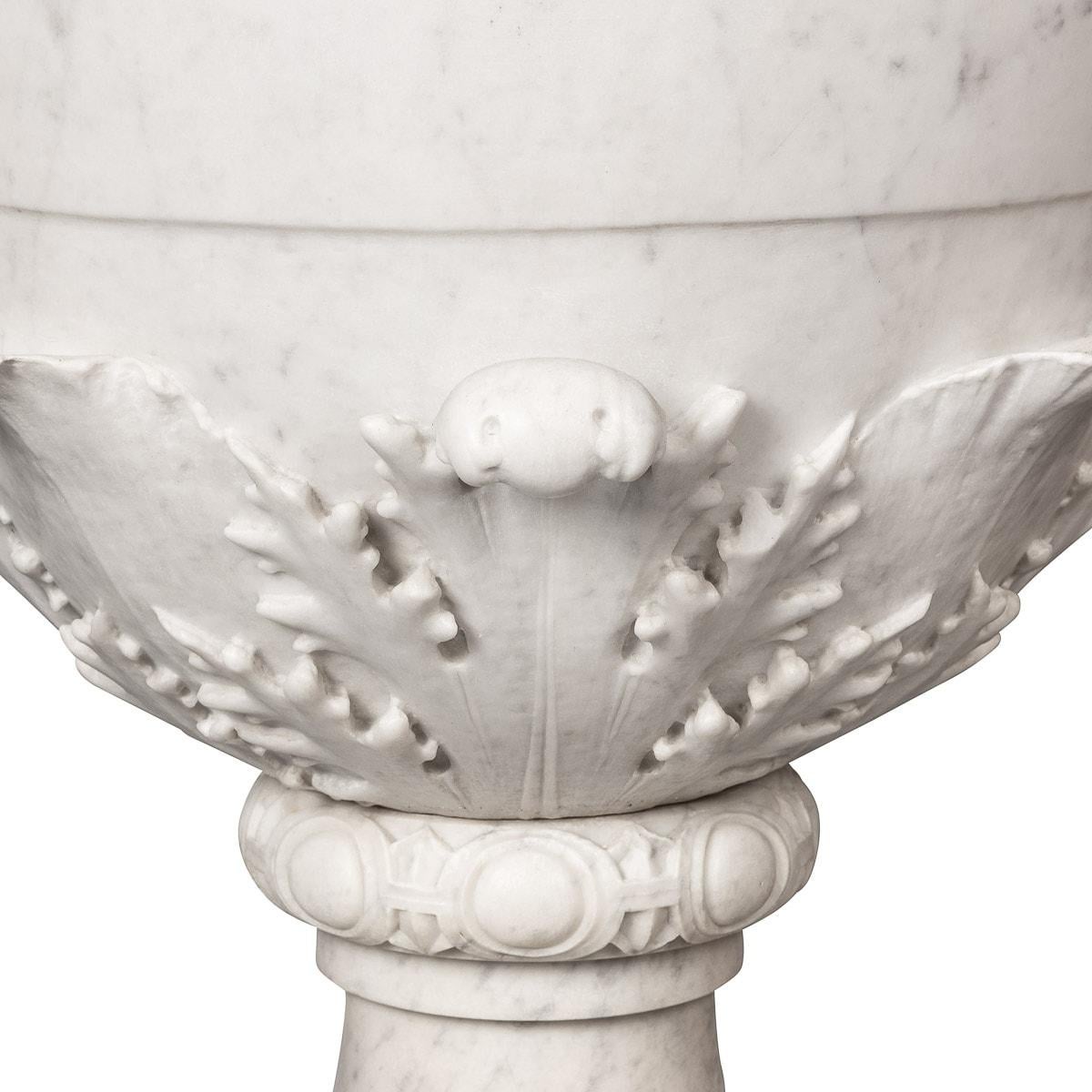 19th Century Victorian Neo-Classical Marble Urn & Cover, circa 1850 For Sale 11