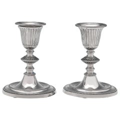 19th Century Victorian Neoclassical Revival Sterling Silver Pair of Candlesticks