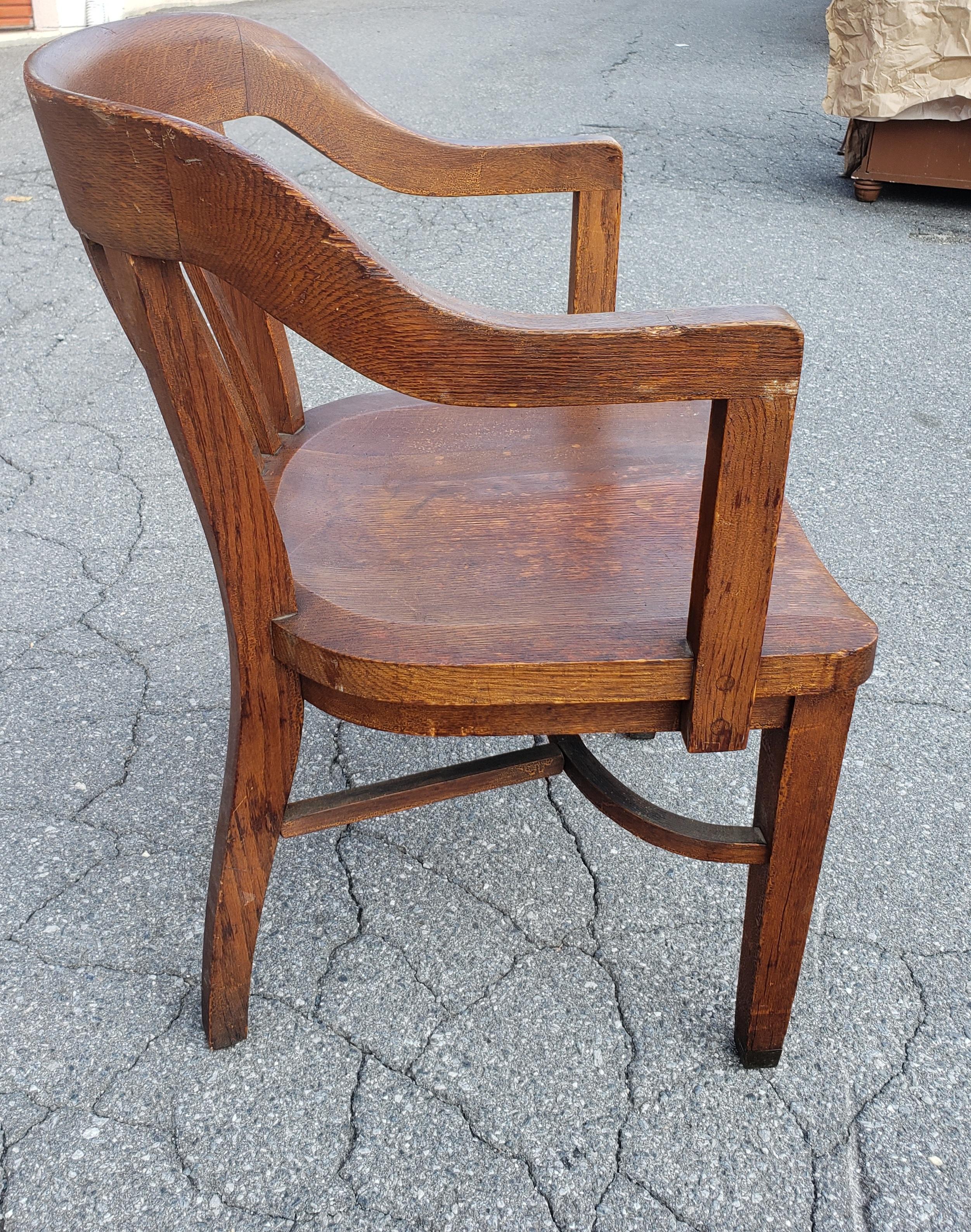 American 19th Century Victorian Oak Bankers Desk Chair  For Sale