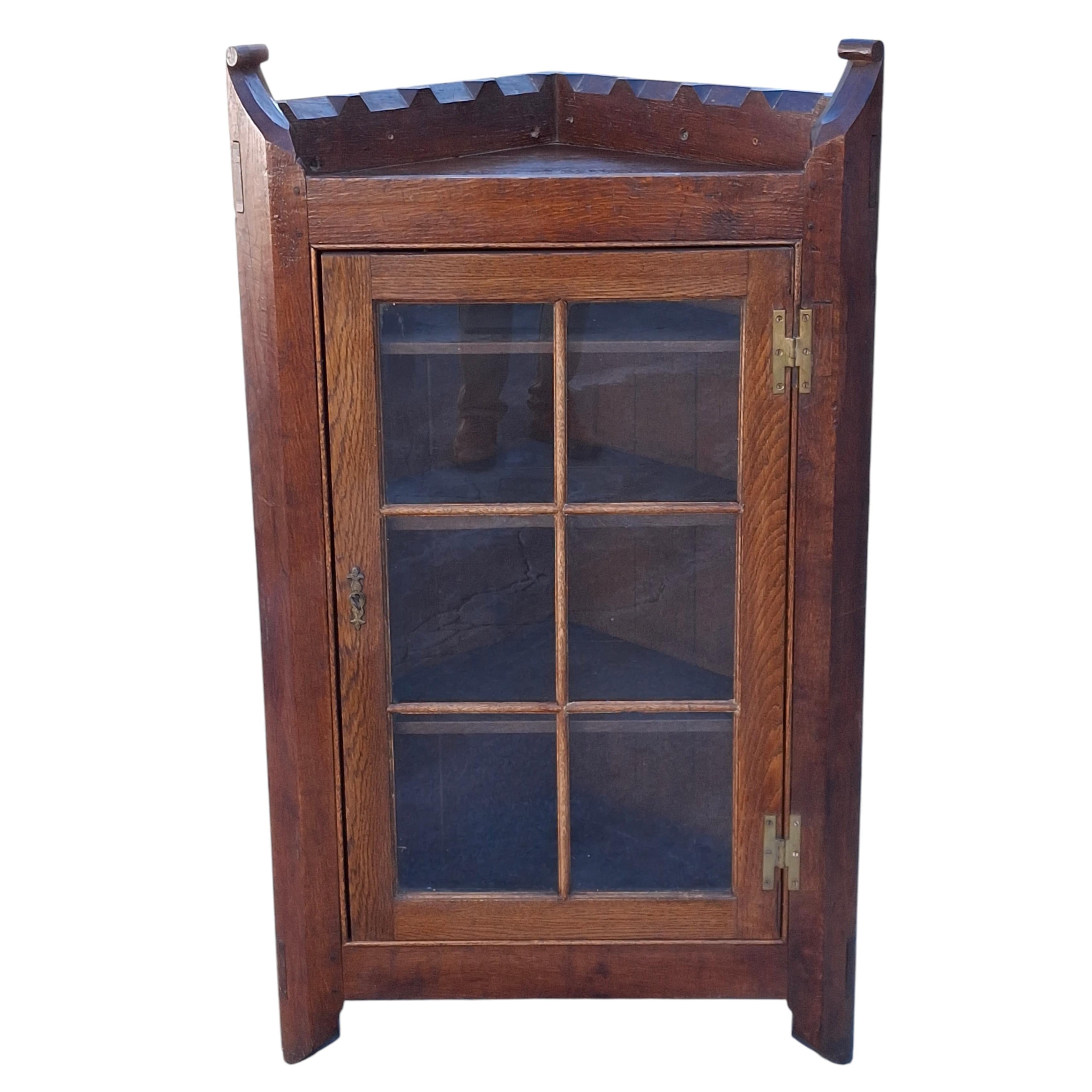 19th Century Victorian Oak Corner Cabinet Cupboard