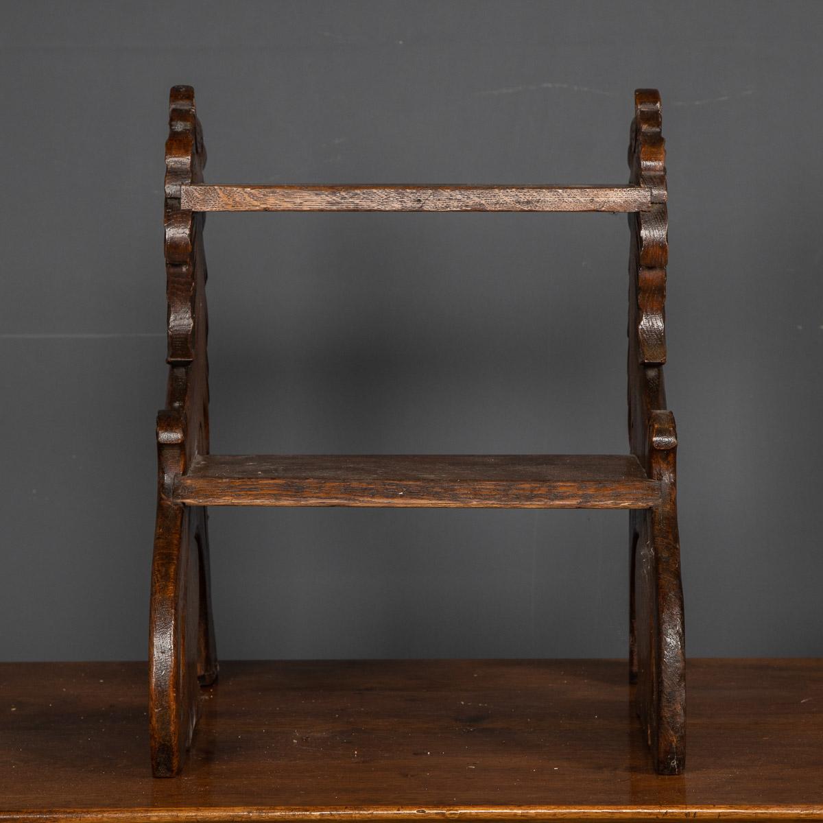 19th Century Victorian Oak Library Steps, Shaped as Lions, c.1880 In Good Condition In Royal Tunbridge Wells, Kent