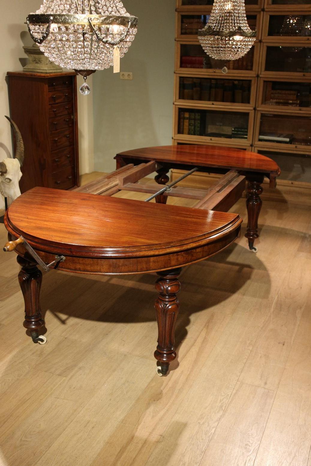 Mid-19th Century 19th Century Victorian Oval Dining Table