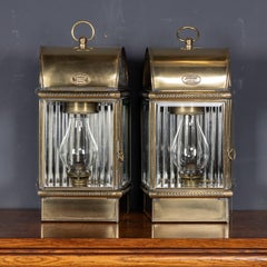 Siglo XIX Pareja Victoriana De Lámparas De Aceite De Latón Para Cabina De Yate Davy & Co c.1890