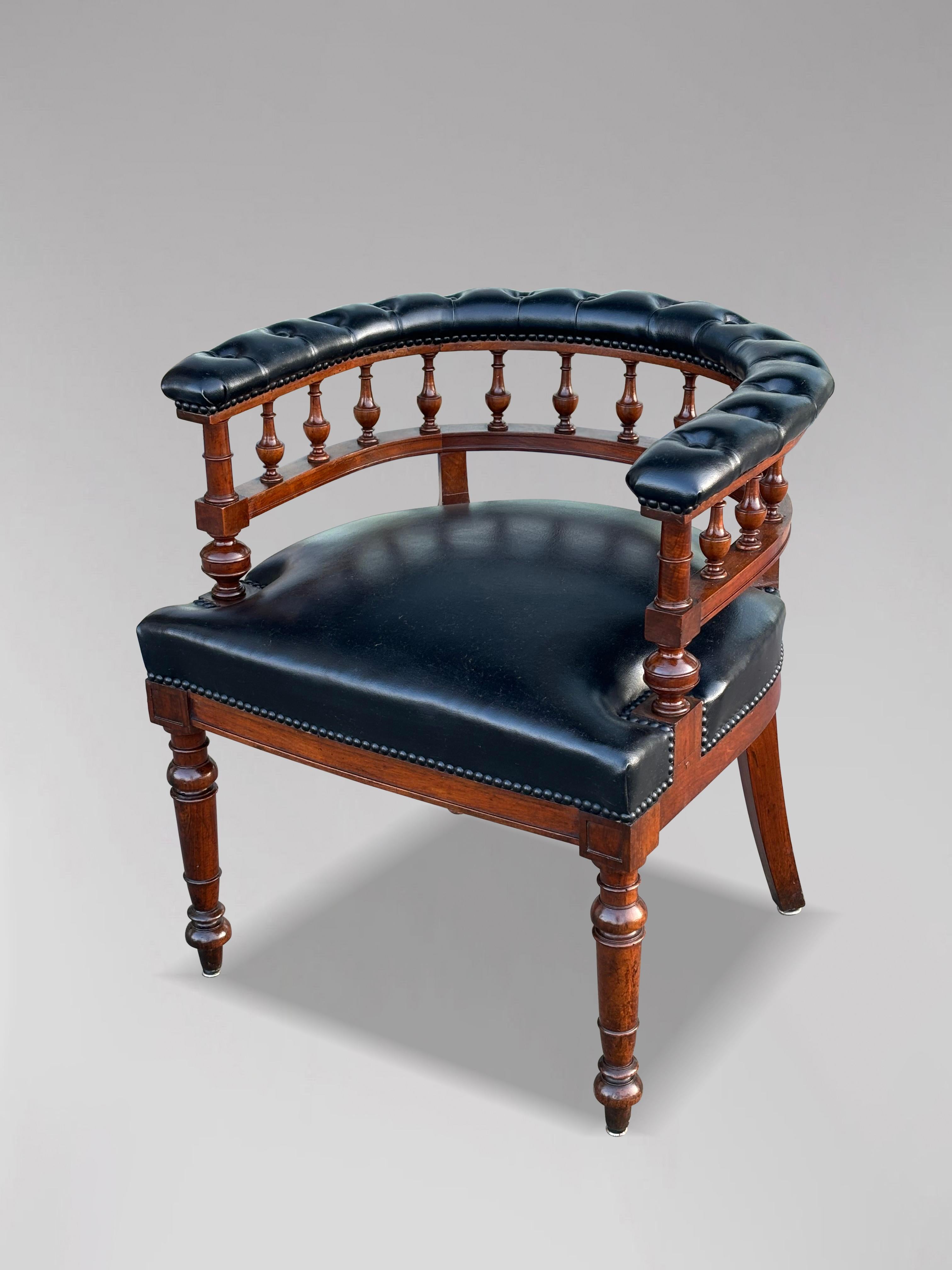 19th Century Victorian Period Black Leather Captain's Desk Armchair In Good Condition For Sale In Petworth,West Sussex, GB