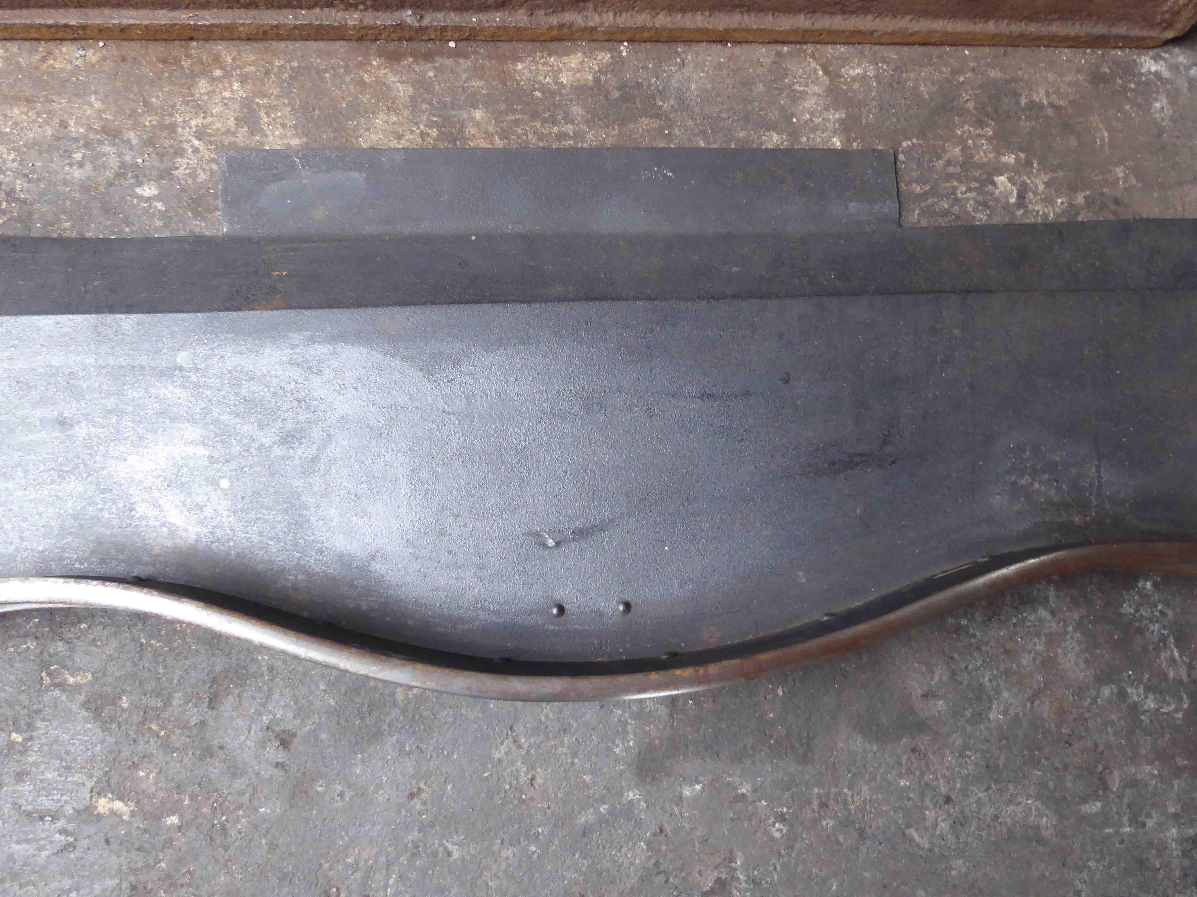 19. Jahrhundert viktorianischen Zeit Kamin Fender oder Feuer Fender (Stahl) im Angebot