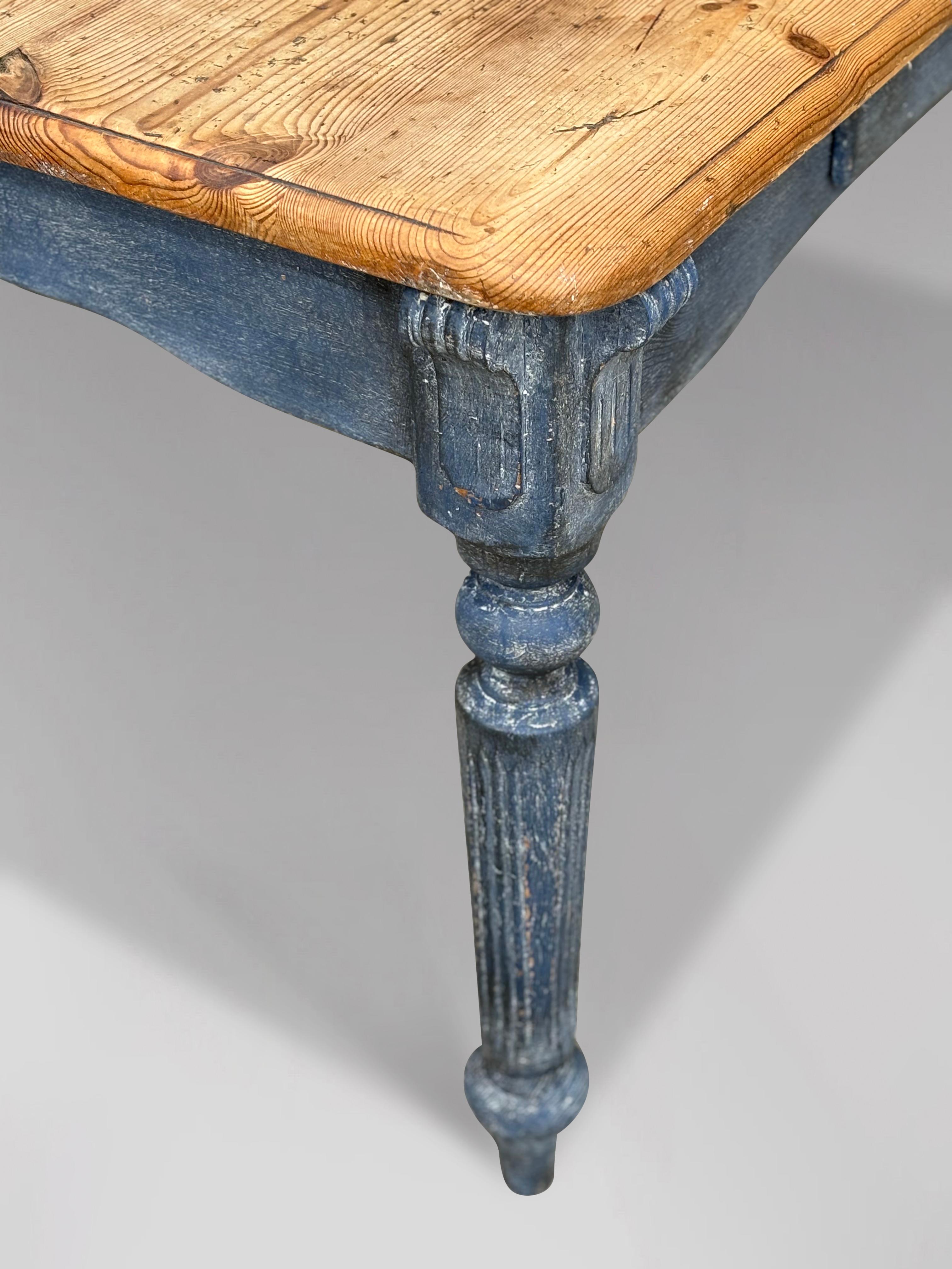 19th Century Victorian Period Pine Top Farmhouse Dining Table In Good Condition In Petworth,West Sussex, GB
