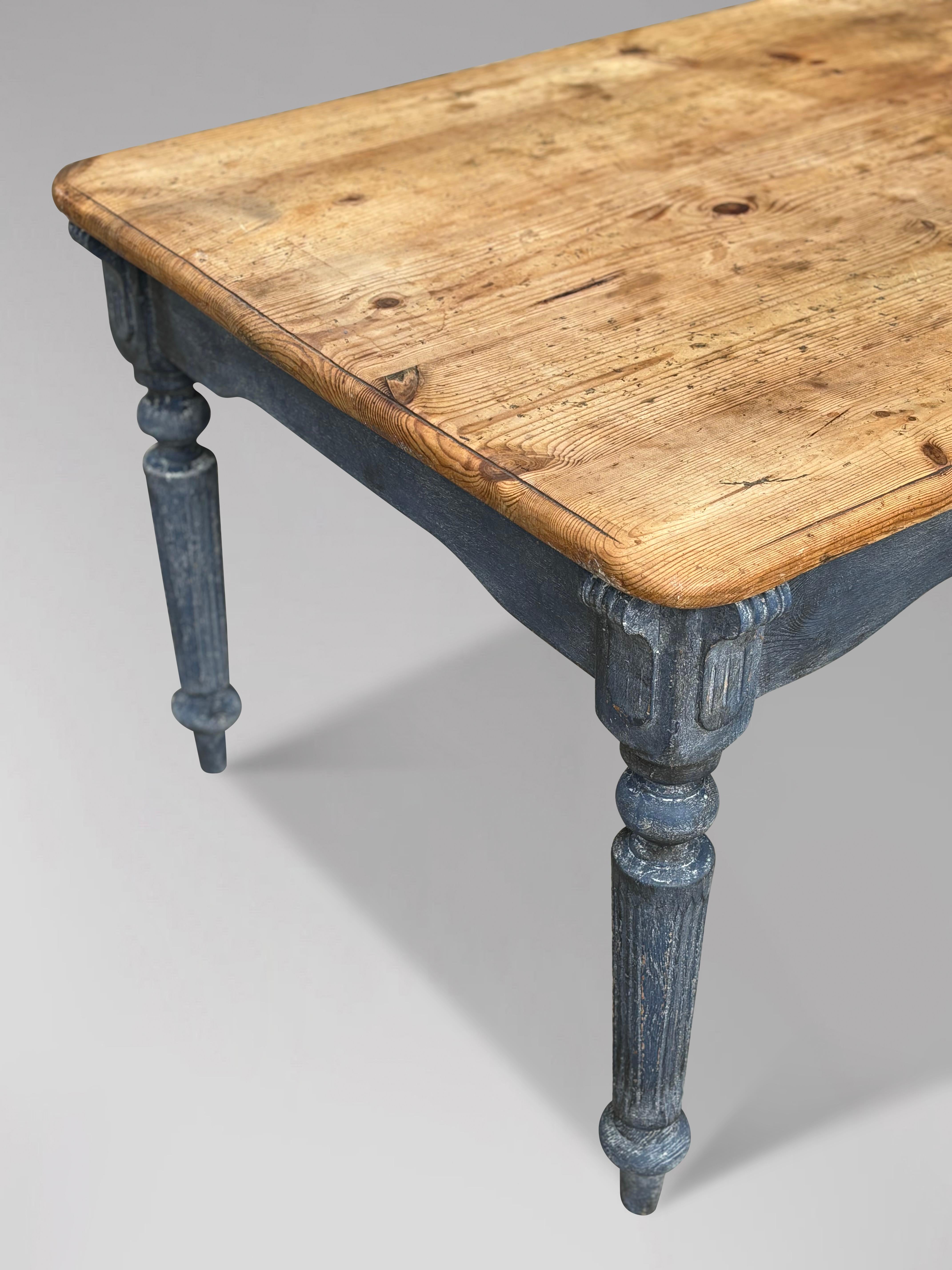 19th Century Victorian Period Pine Top Farmhouse Dining Table 3