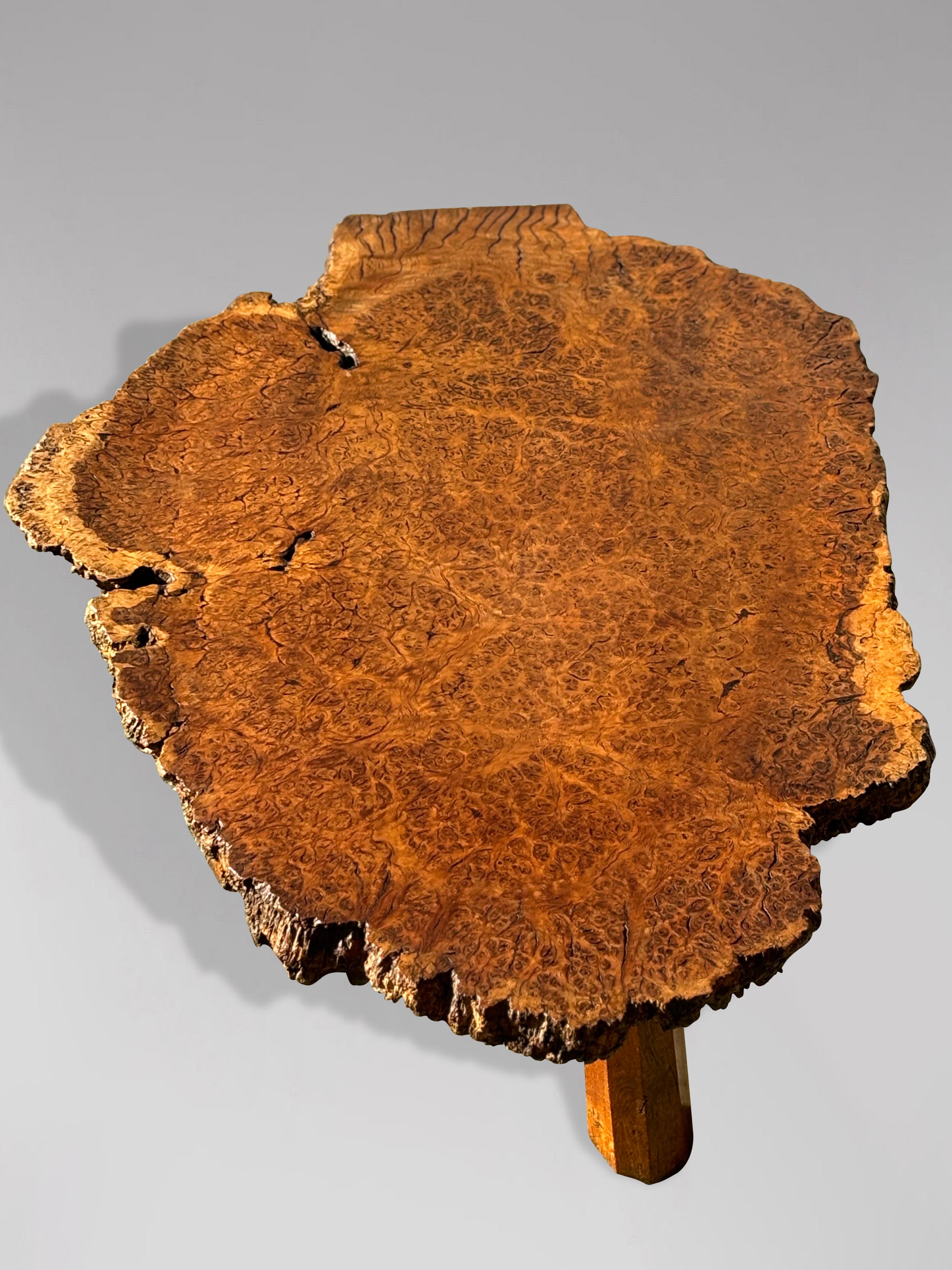 Poli Table à café en chêne massif Pollard du 19e siècle, d'époque victorienne en vente