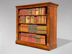 19. Jahrhundert Viktorianische Periode Nussbaum offenes Bücherregal