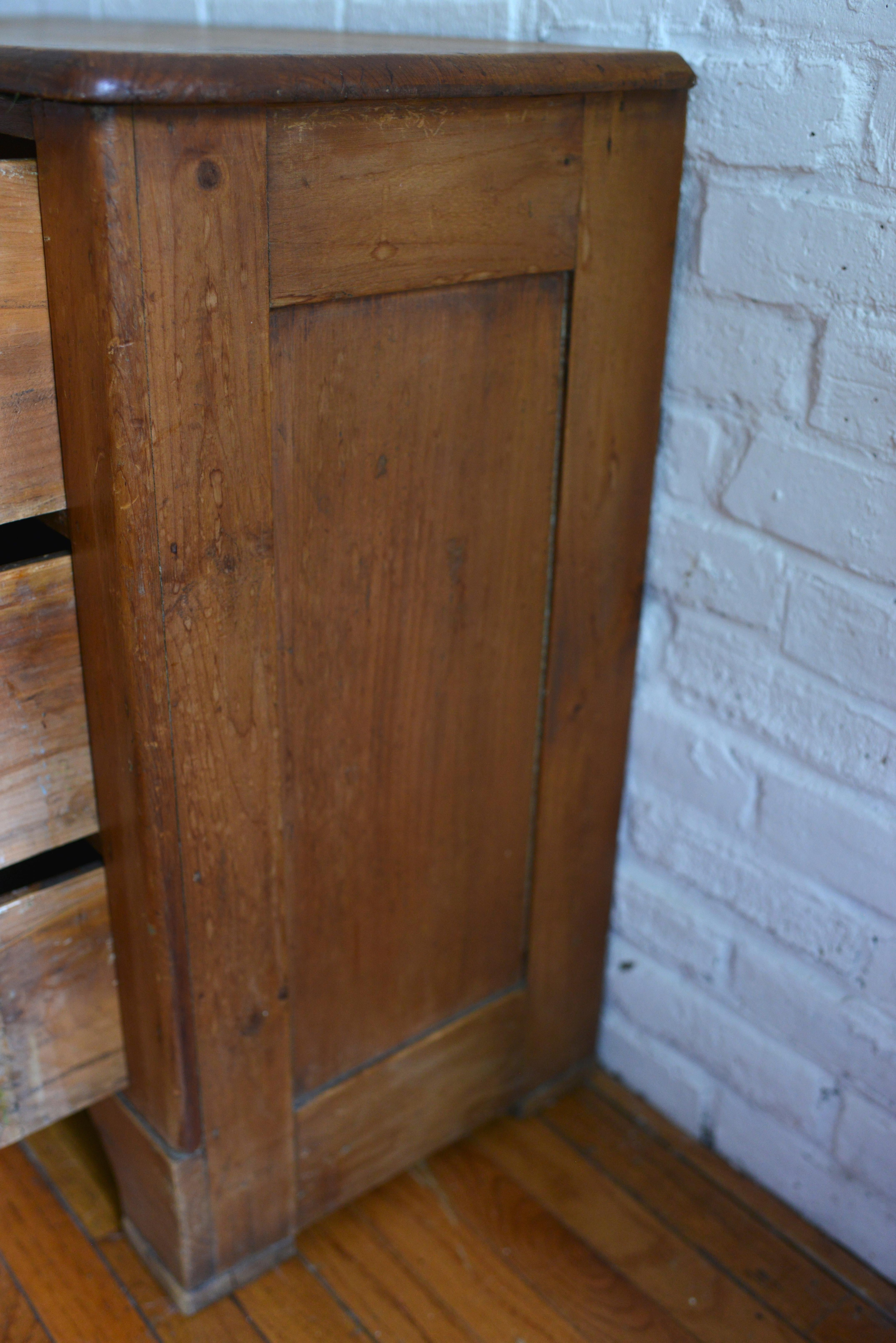 19th Century Victorian Pine Chest of Drawers 8