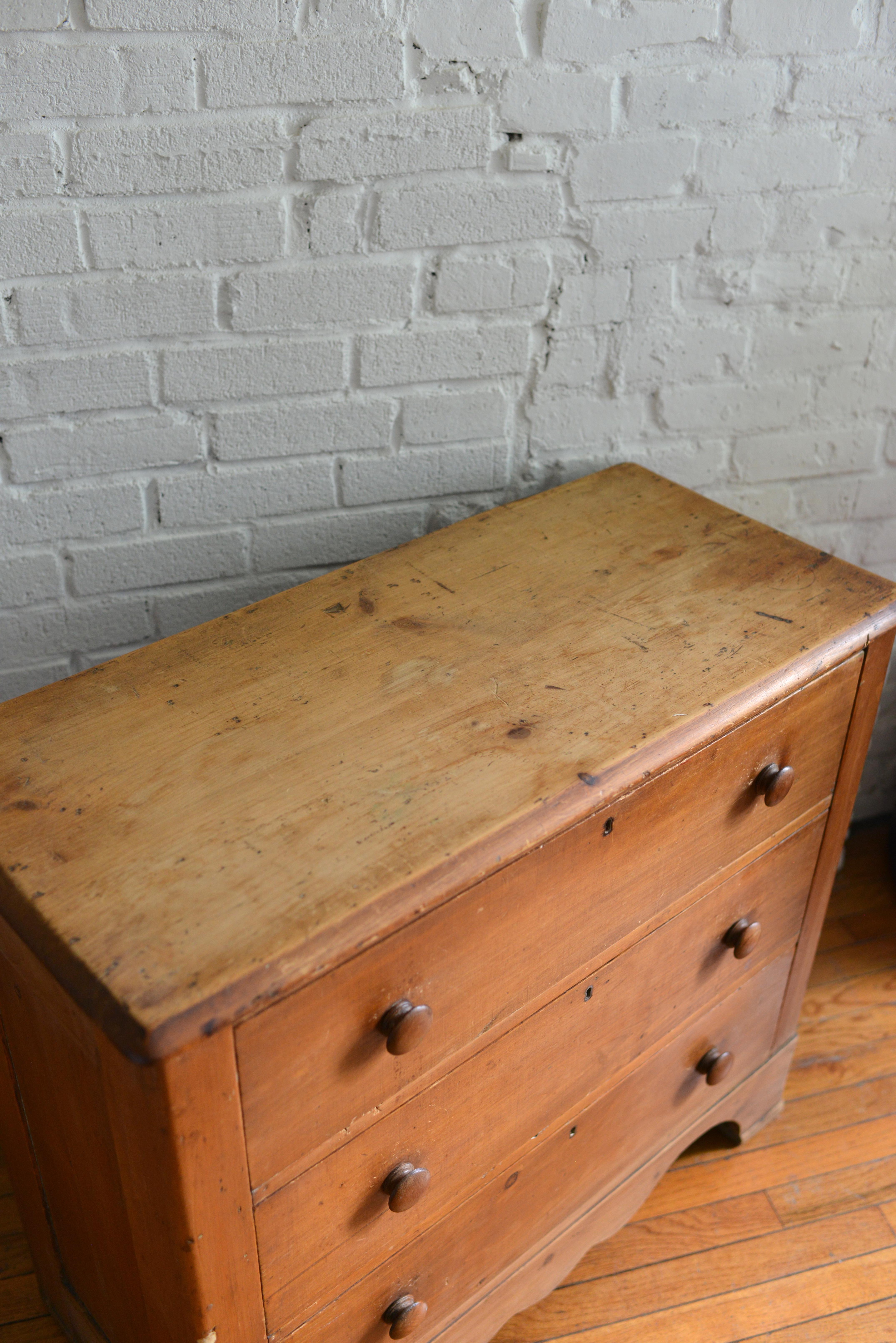 19th Century Victorian Pine Chest of Drawers 11