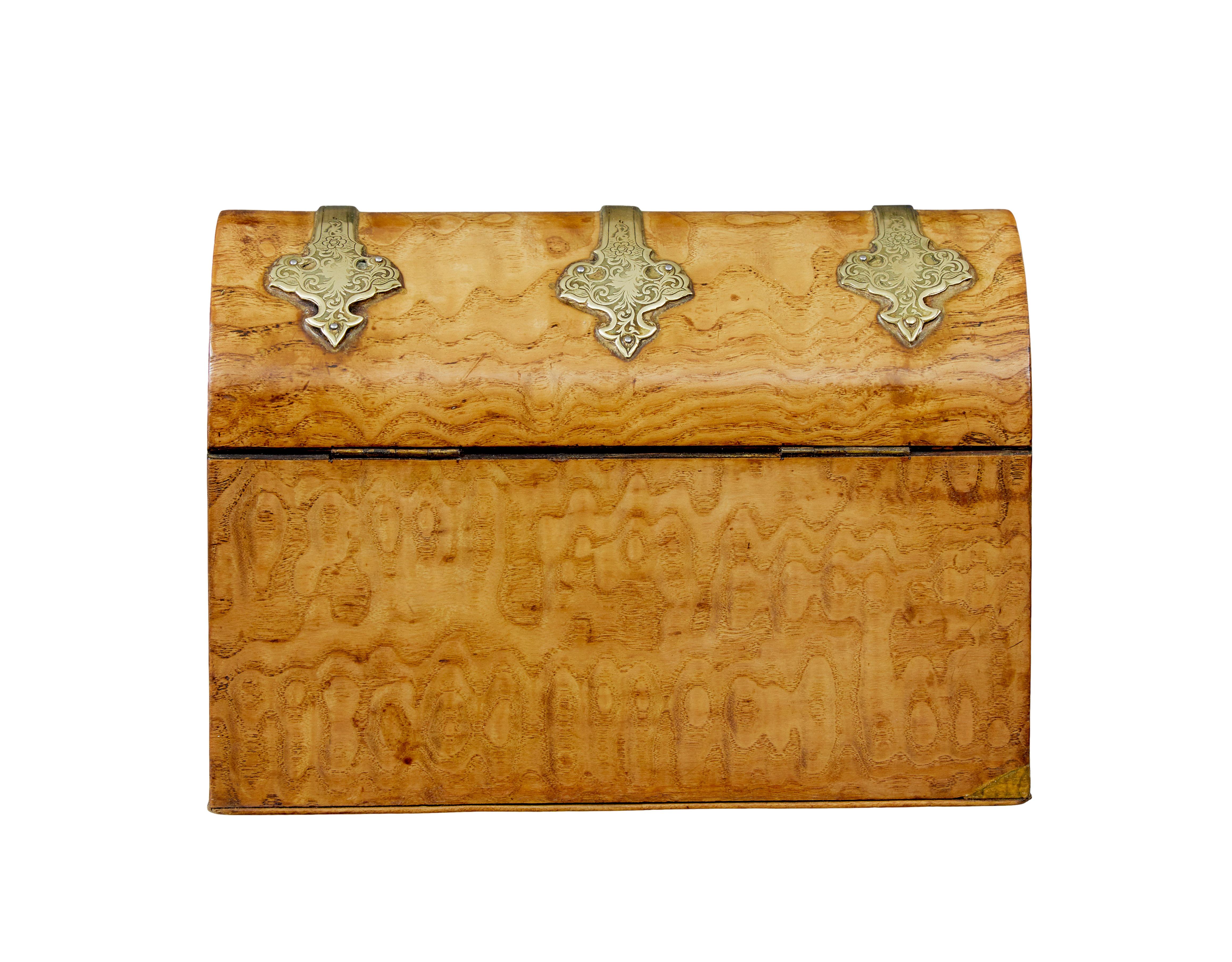 Caja estacionaria victoriana del siglo XIX de madera de roble y cúpula de latón en Bueno estado para la venta en Debenham, Suffolk