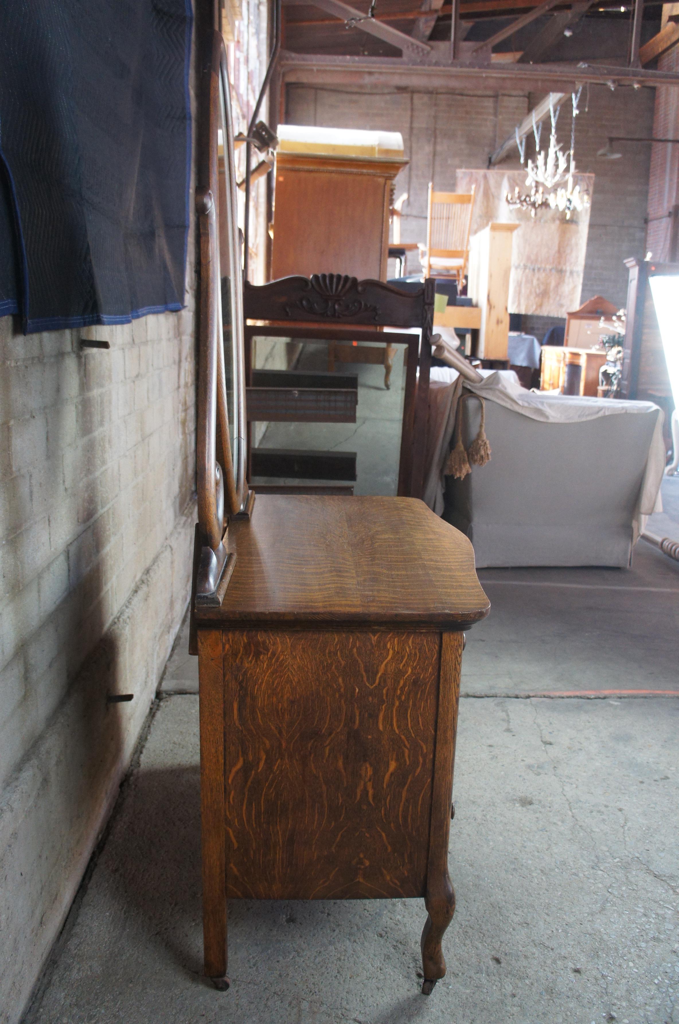 19th Century Victorian Quartersawn Oak Mirrored Dresser Chest Vanity Wash Stand 2