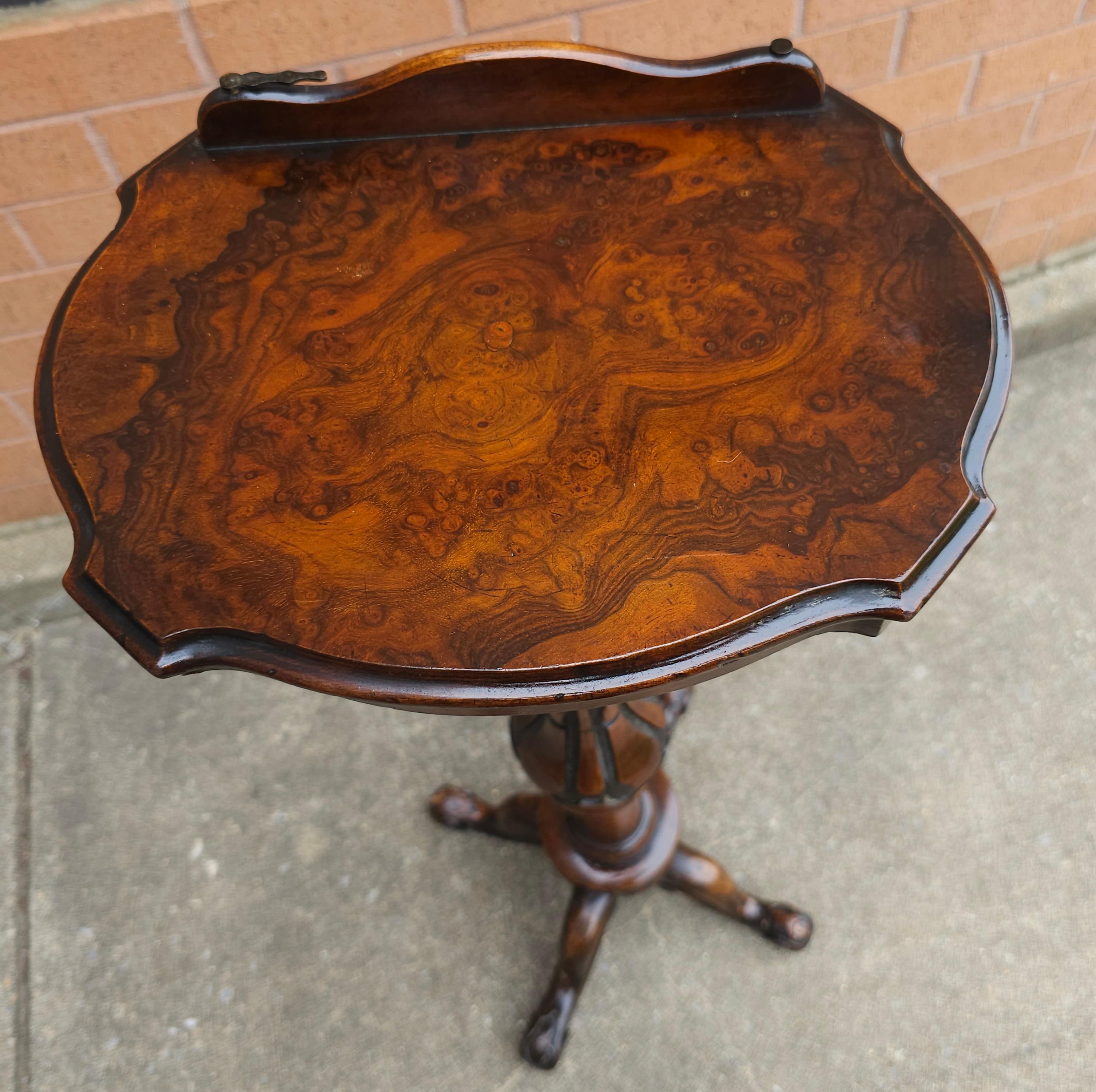Rosewood 19th Century Victorian Rococo Revival Walnut Quadpod Music Stand For Sale