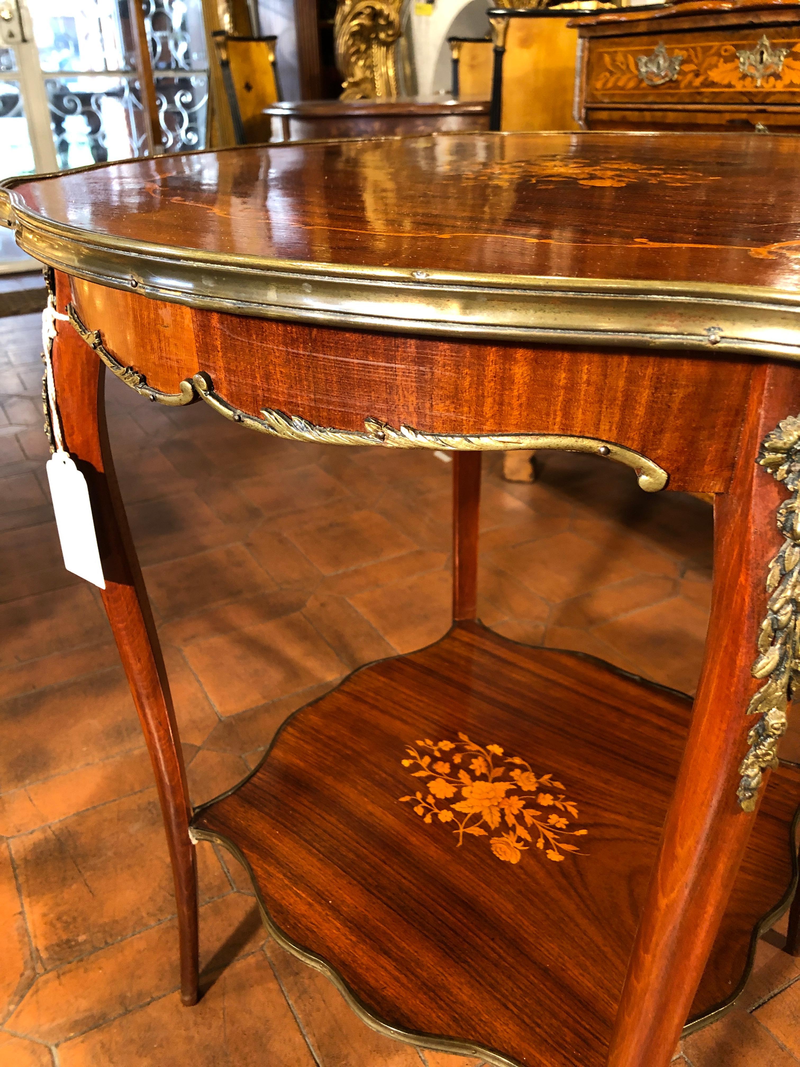 19th Century Victorian Rosewood Table Jas Shoolbred & Co. In Good Condition In Roma, RM