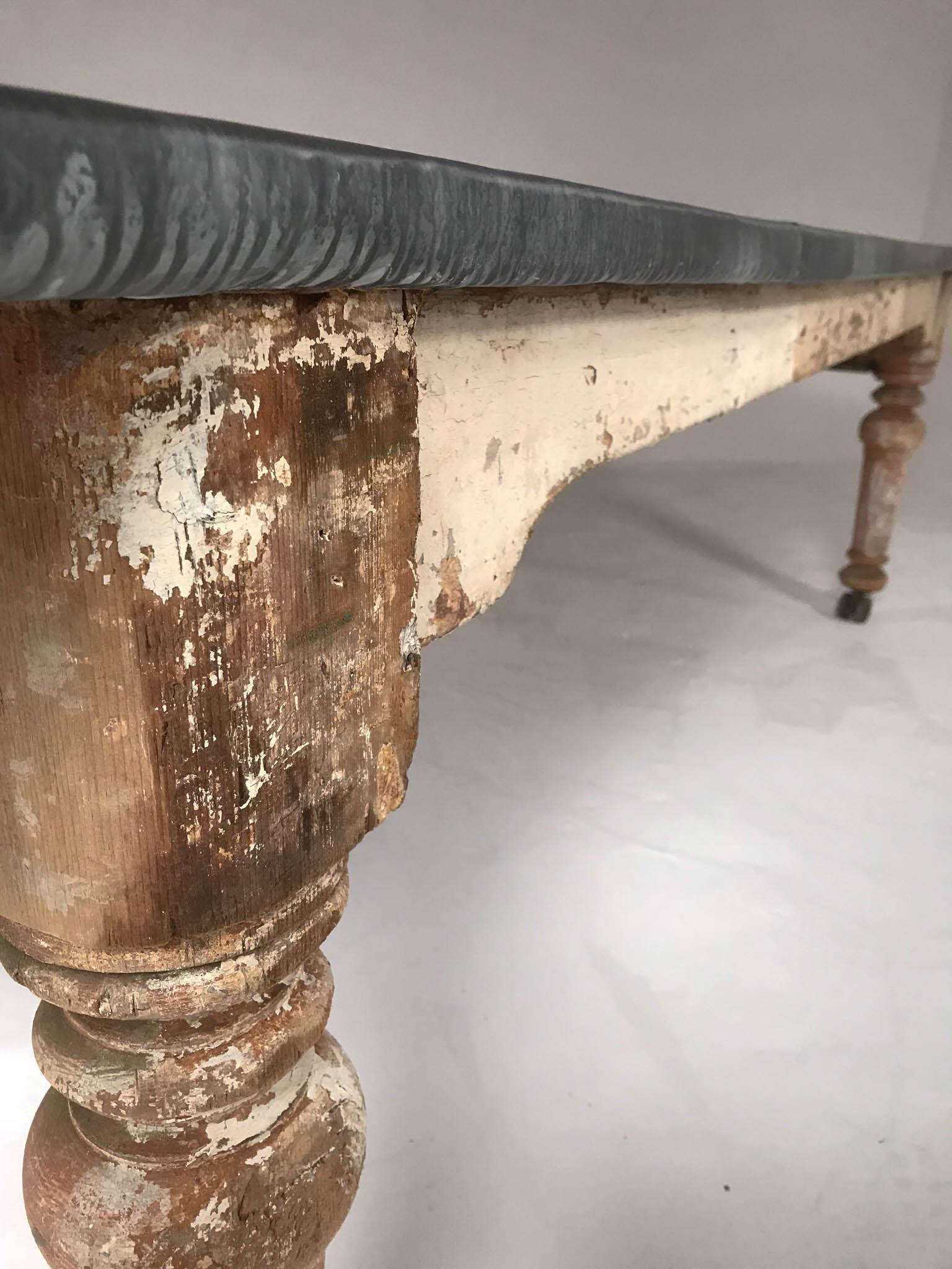19th Century Victorian Rustic Dining Table with Aged Zinc Top In Distressed Condition In Culverthorpe, Lincs