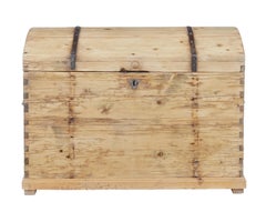 19th Century Victorian Rustic Pine Dome Top Trunk