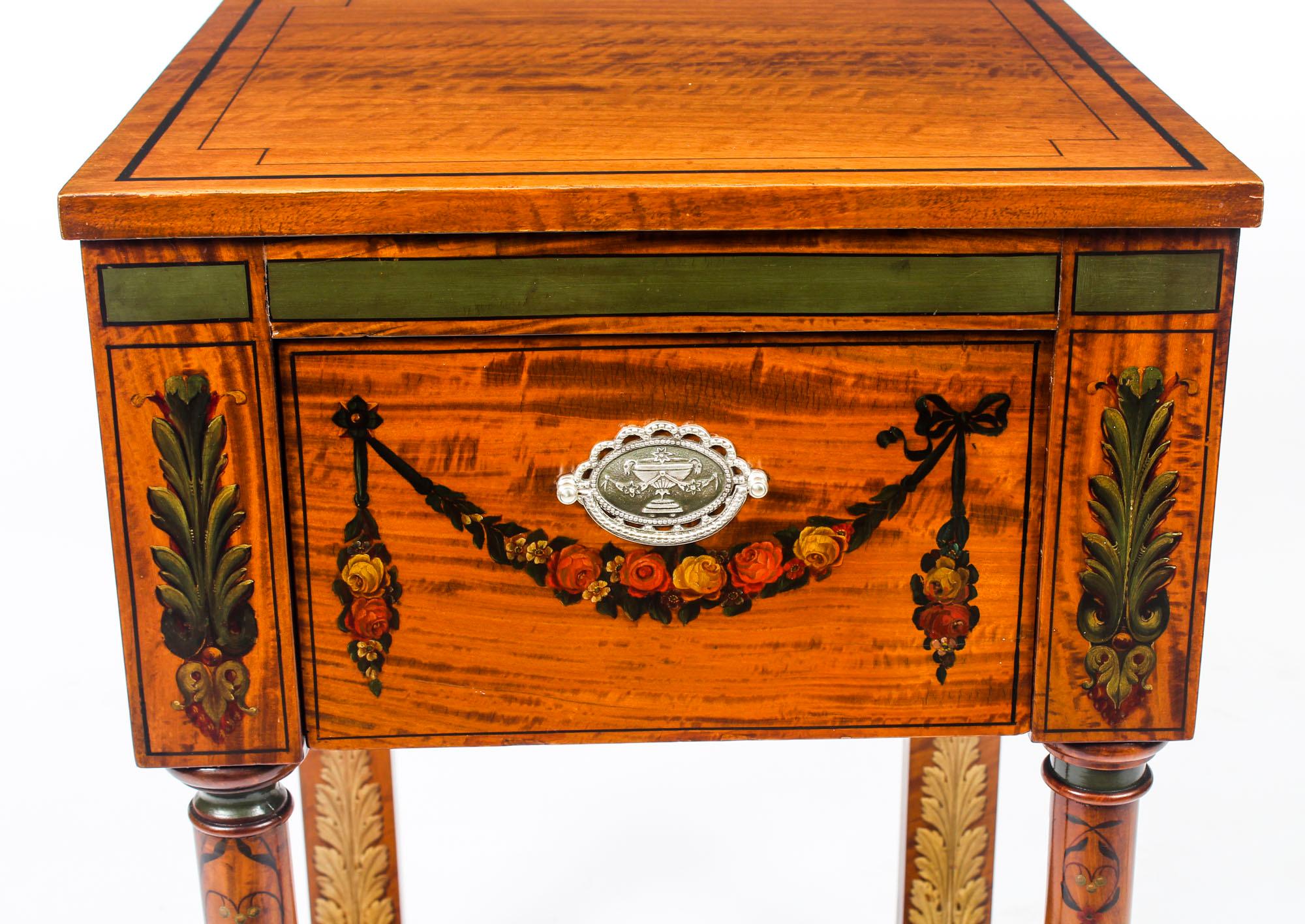 Mid-19th Century 19th Century Victorian Satinwood Pedestal Bedside Cabinet