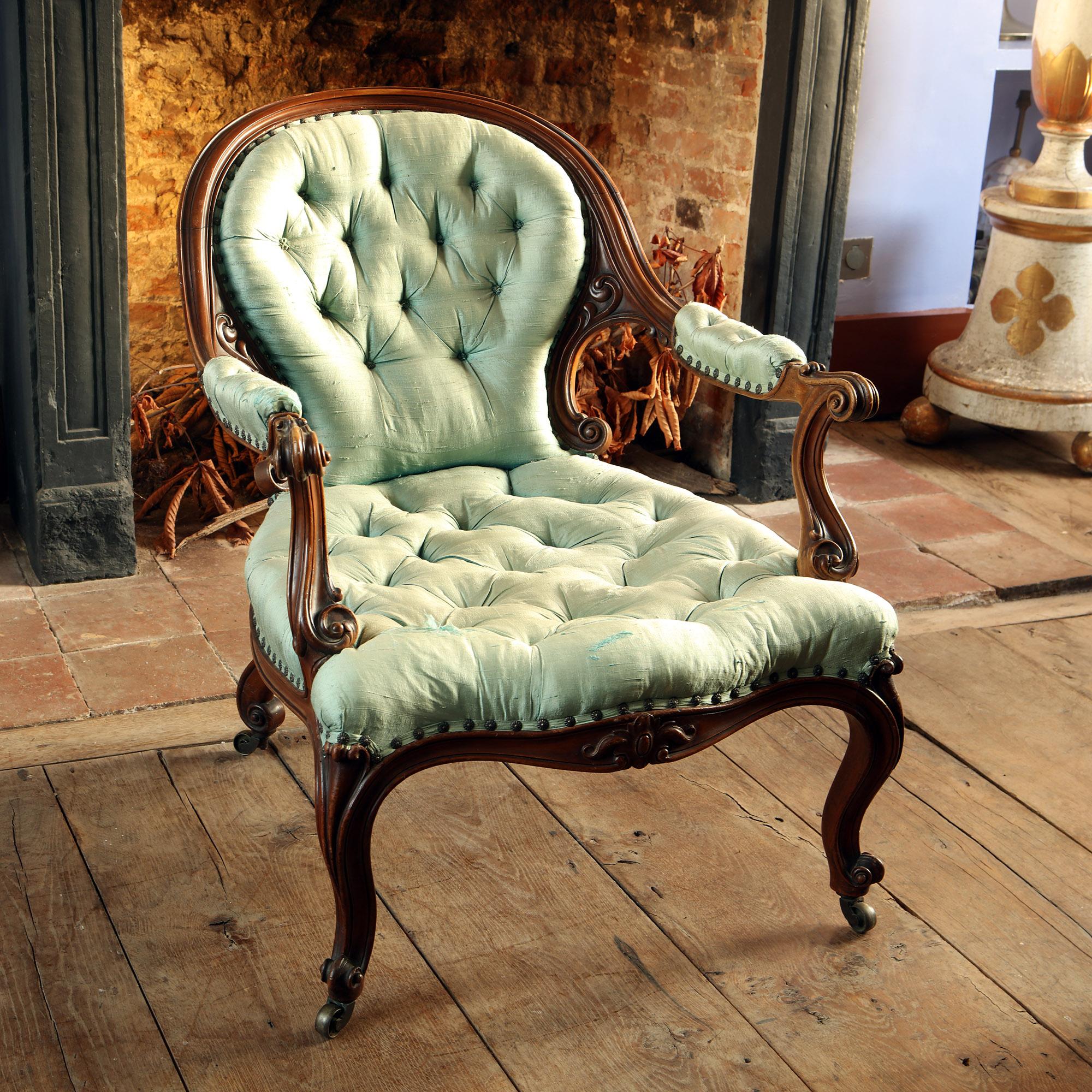 Walnut 19th Century Victorian Silk Button Upholstered Armchair For Sale
