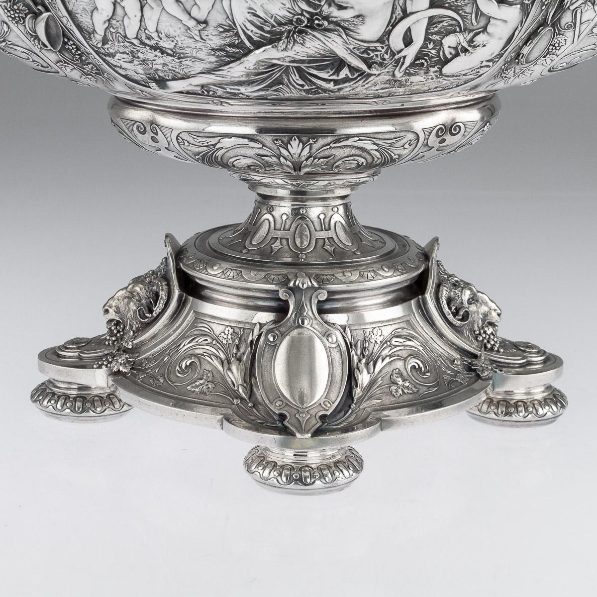 19th Century Victorian Silver Plate Centerpiece Bowl, Elkington, circa 1885 3