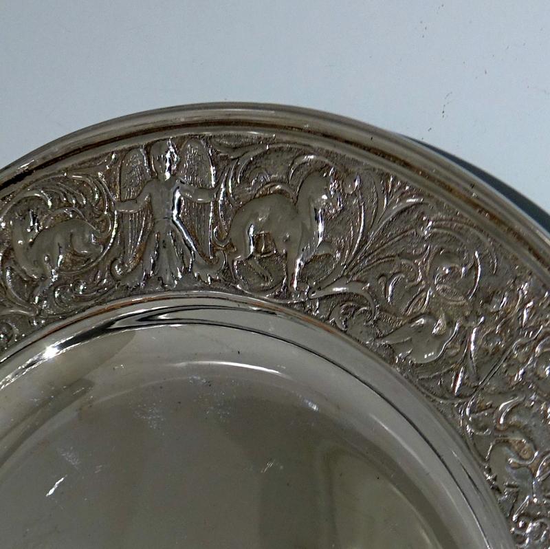 Silver Plate 19th Century Victorian Silver-Plate Rose Bowl on Stand, circa 1890 Walker & Hall For Sale