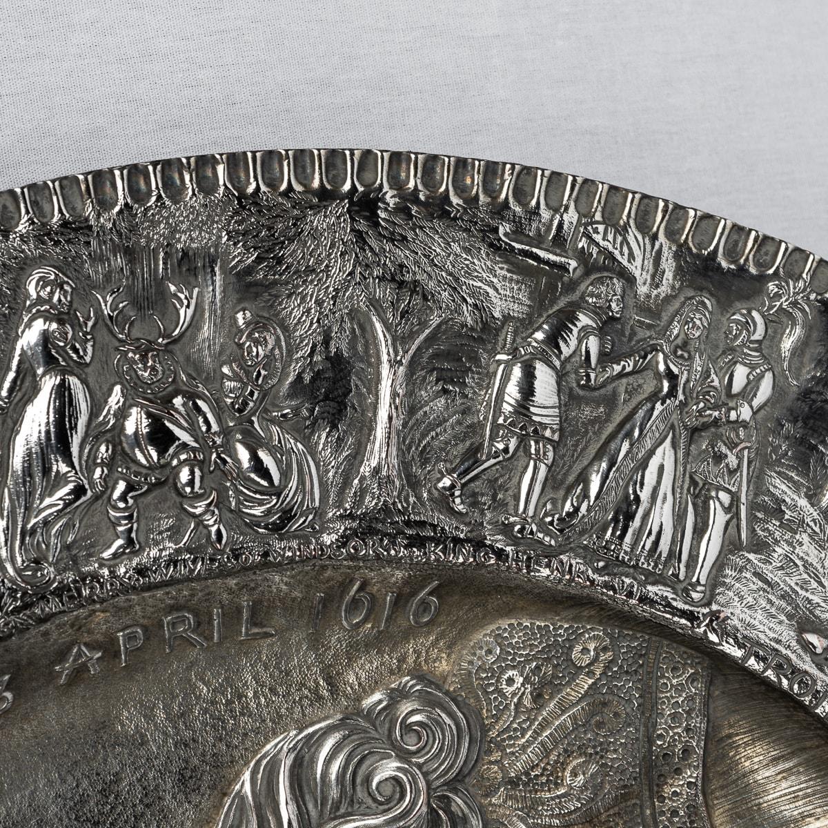 Mid-19th Century 19th Century Victorian Silver Plated Shakespeare Charger, Elkington c.1850 For Sale