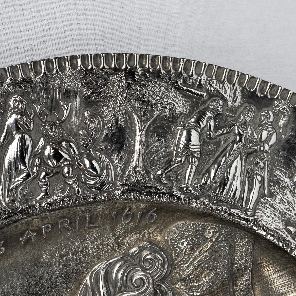 19th Century Victorian Silver Plated Shakespeare Charger, Elkington c.1850 For Sale 1