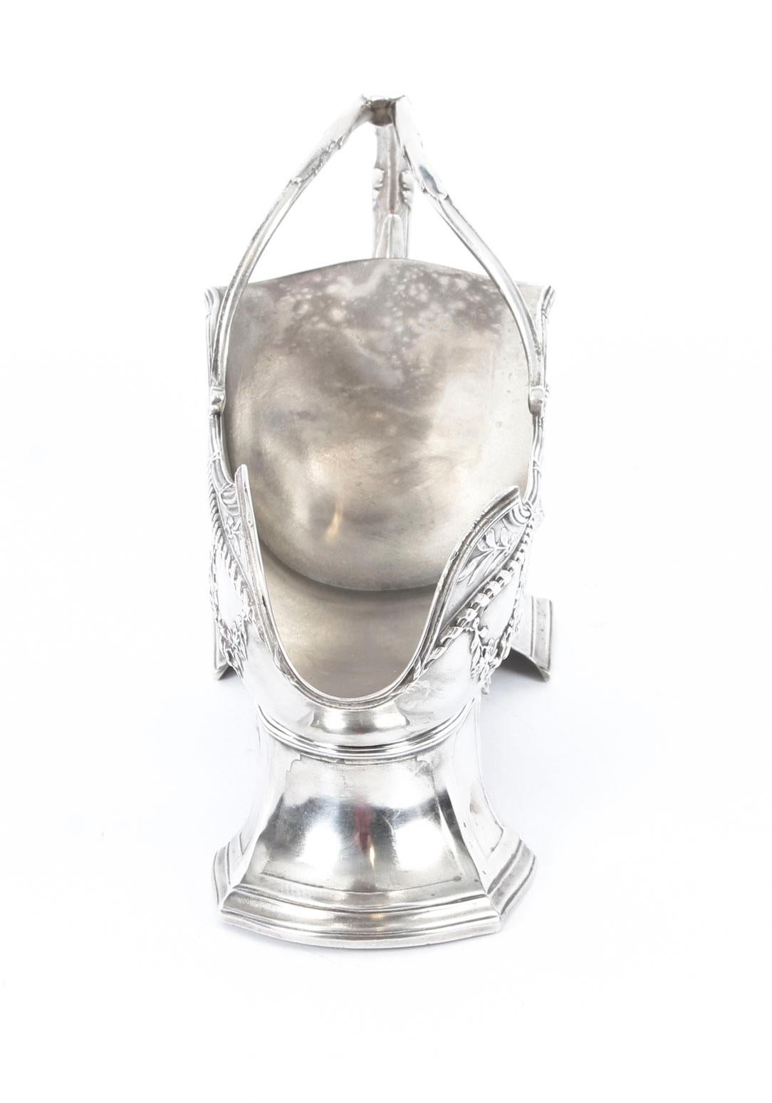 English 19th Century Victorian Silver Plated Wine Bottle Cradle