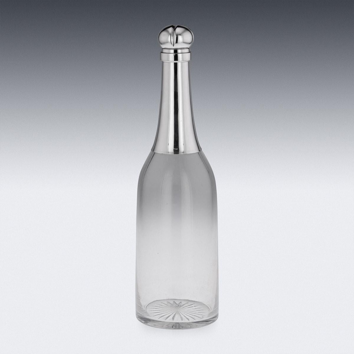 Victorien Carafe « Champagne Bottle » victorienne du 19ème siècle en argent massif et verre, vers 1895 en vente