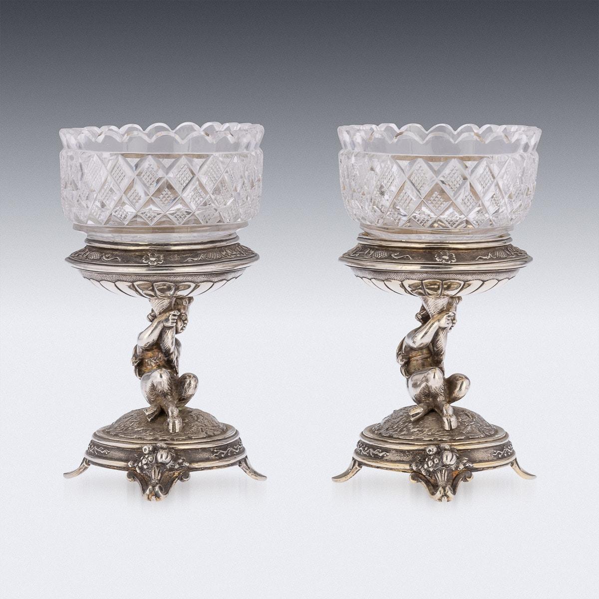 19th Century Victorian Solid Silver & Glass Figural Salts, Elkington, c.1896 In Good Condition For Sale In Royal Tunbridge Wells, Kent