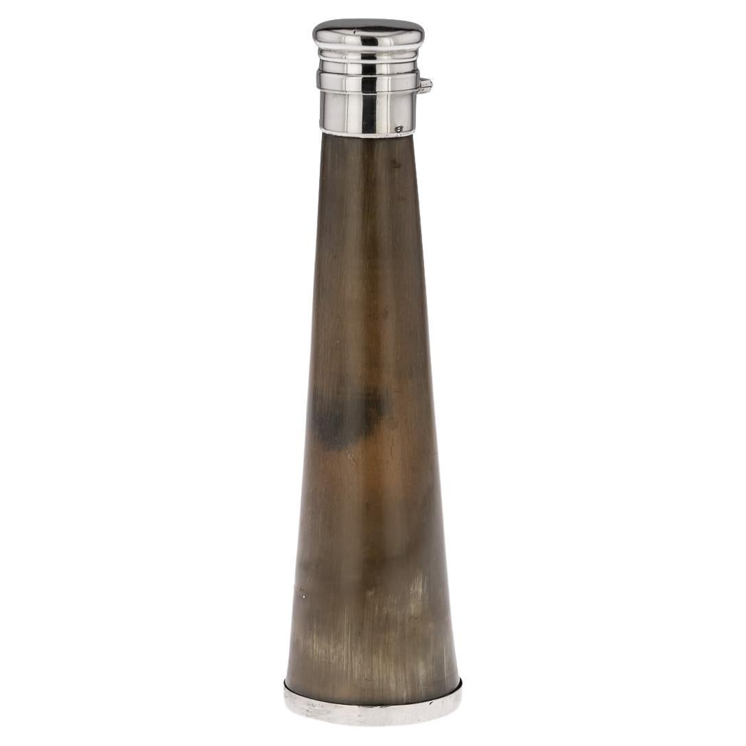 19th Century Victorian Solid Silver & Horn Hunting Flask, London, c.1886 For Sale