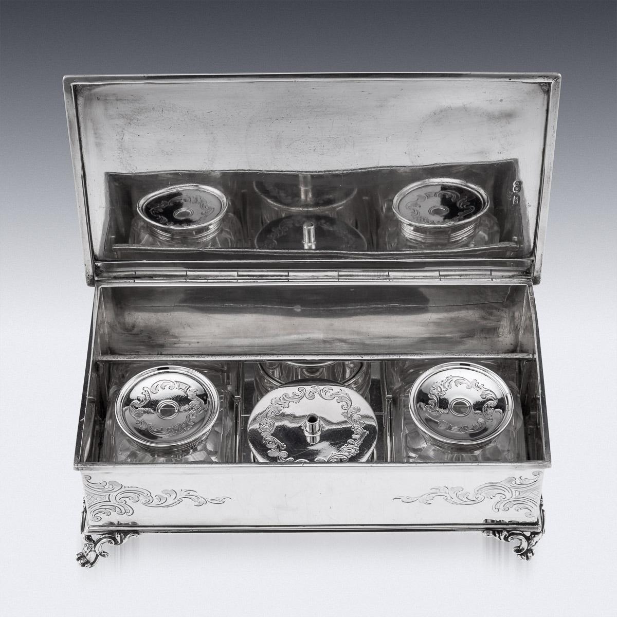 19th Century, Victorian Solid Silver Inkstand, Robert Hennell, c.1850 For Sale 7