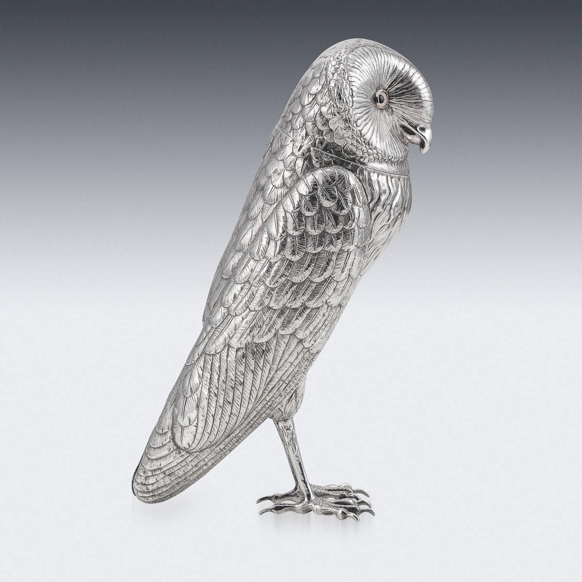 Britannique Shaker à cocktail victorien en forme de hibou en argent massif du 19ème siècle, vers1898