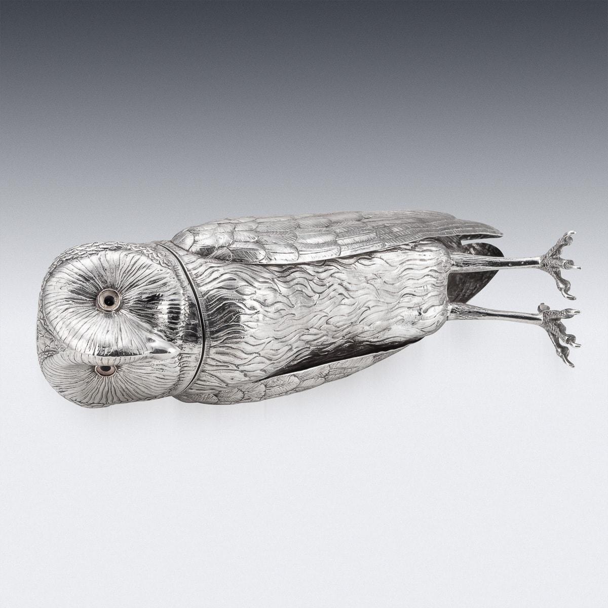 19th Century Victorian Solid Silver Owl Shaped Cocktail Shaker, c.1898 3