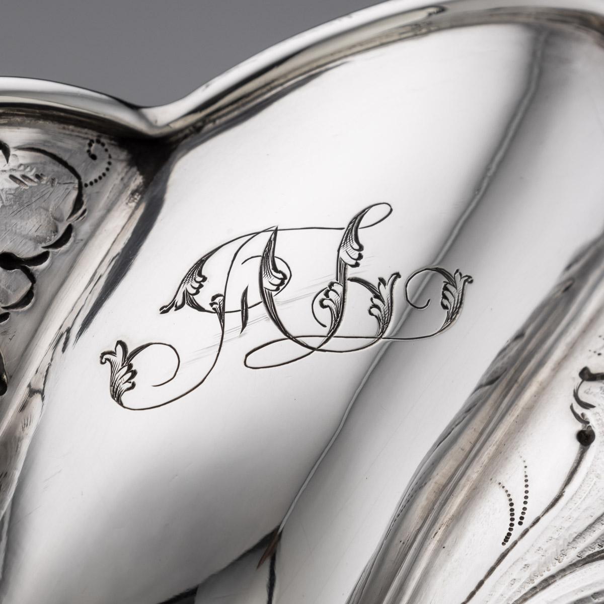 Set di otto ciotole in argento massiccio vittoriano del XIX secolo, Carrington & Co. In condizioni buone in vendita a Royal Tunbridge Wells, Kent
