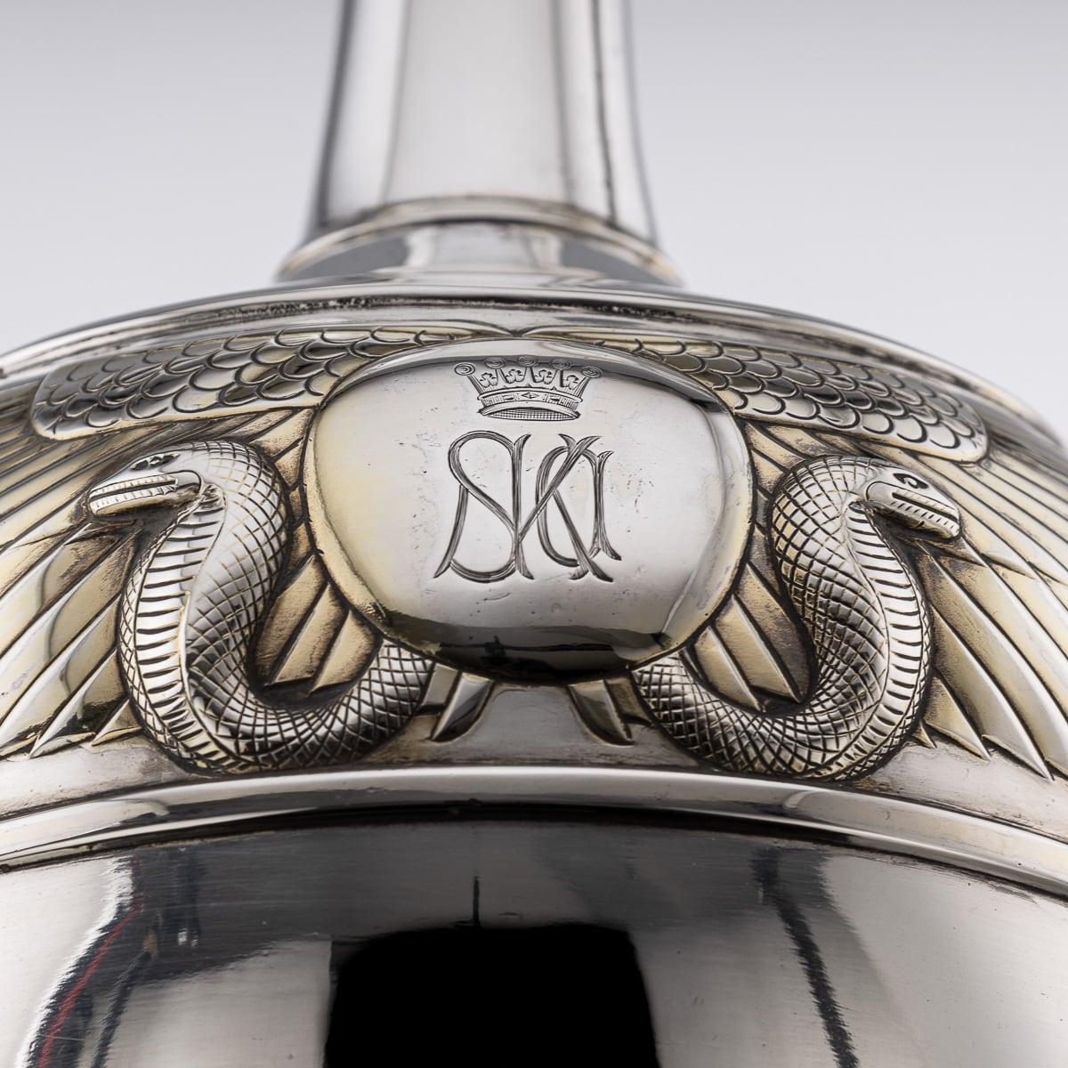 Jarra de vino victoriana de plata maciza del siglo XIX, Edward Barnard & Sons c.1870 en venta 10