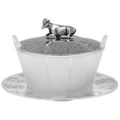 assiette à beurre victorienne du 19ème siècle en argent sterling avec fleuron en forme de vache