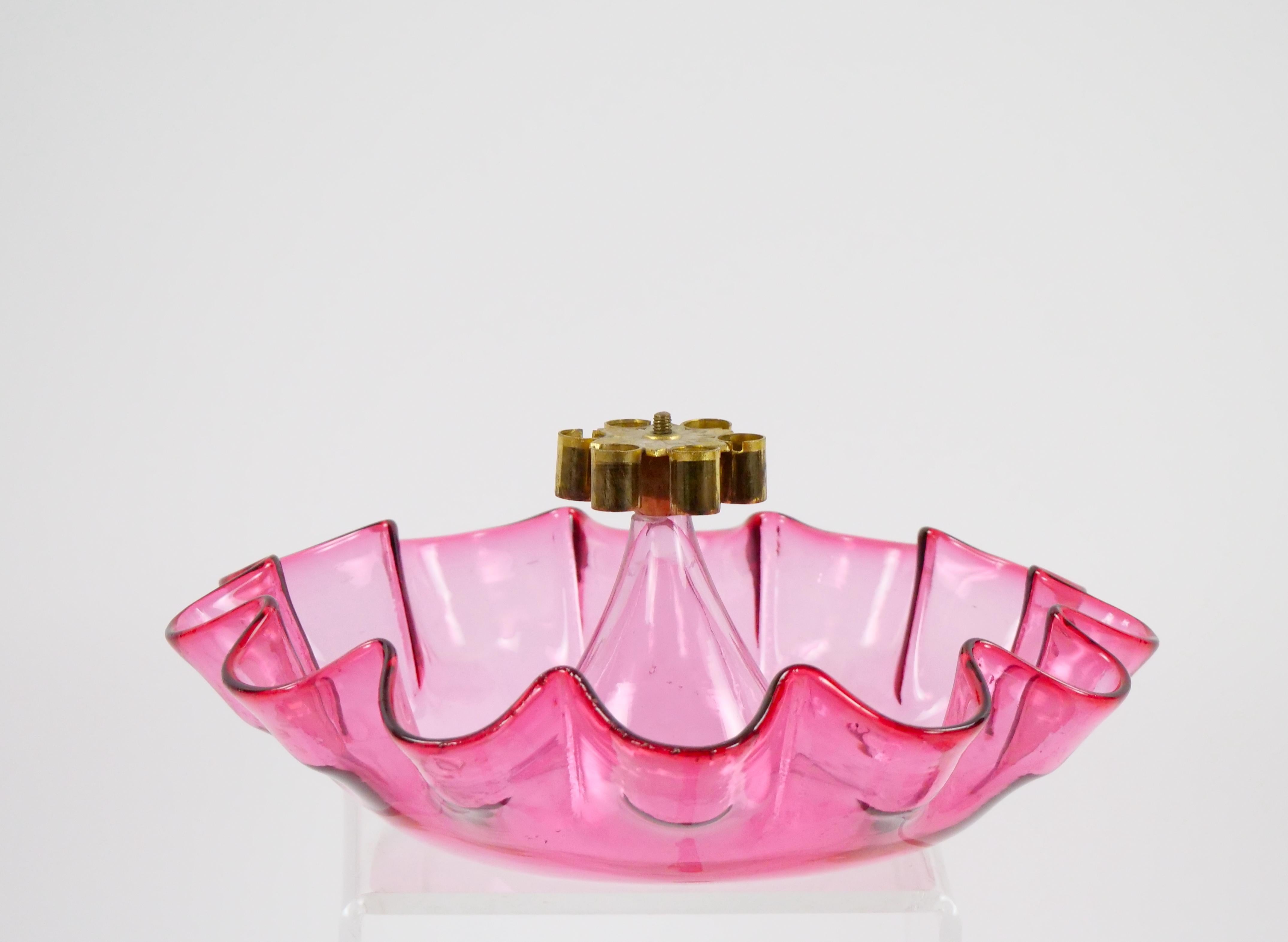 Französische Glasvase im viktorianischen Stil des 19. Jahrhunderts Epergne Tafelaufsatz Vase im Angebot 7