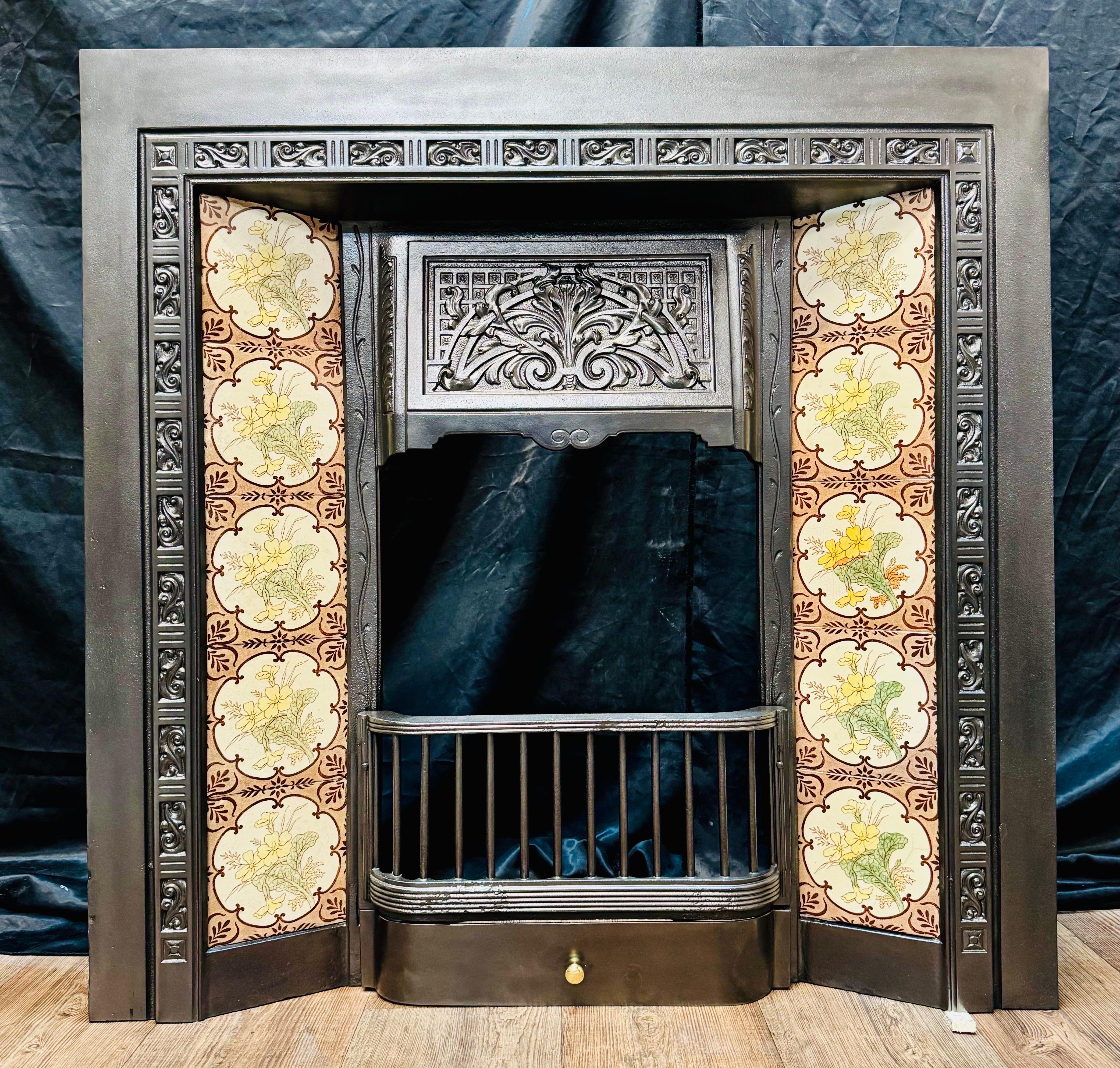 19th Century Victorian Tiled Cast Iron Fireplace Insert. For Sale