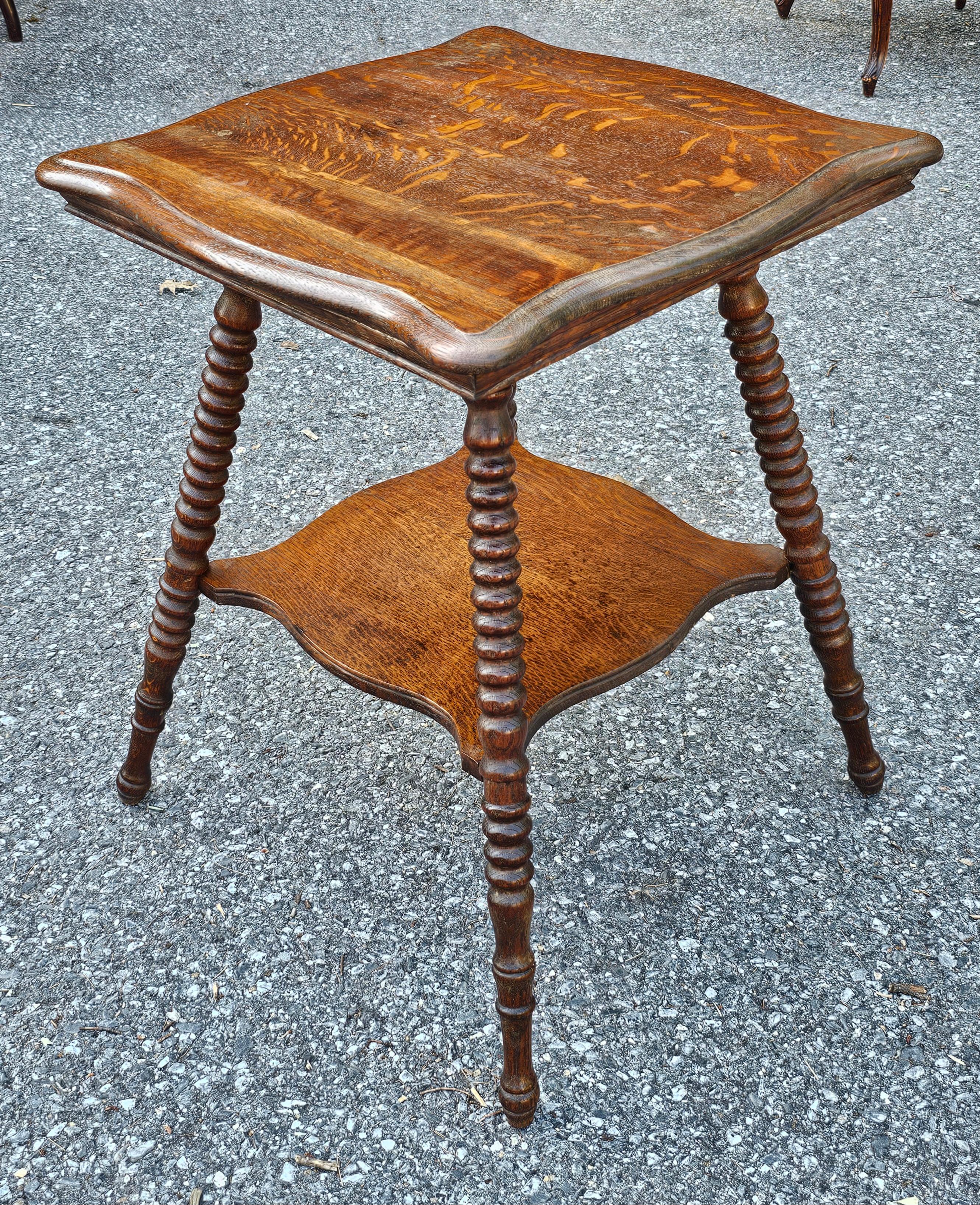American 19th Century Victorian Turned Quater Sawn Oak Parlor or Center Table For Sale