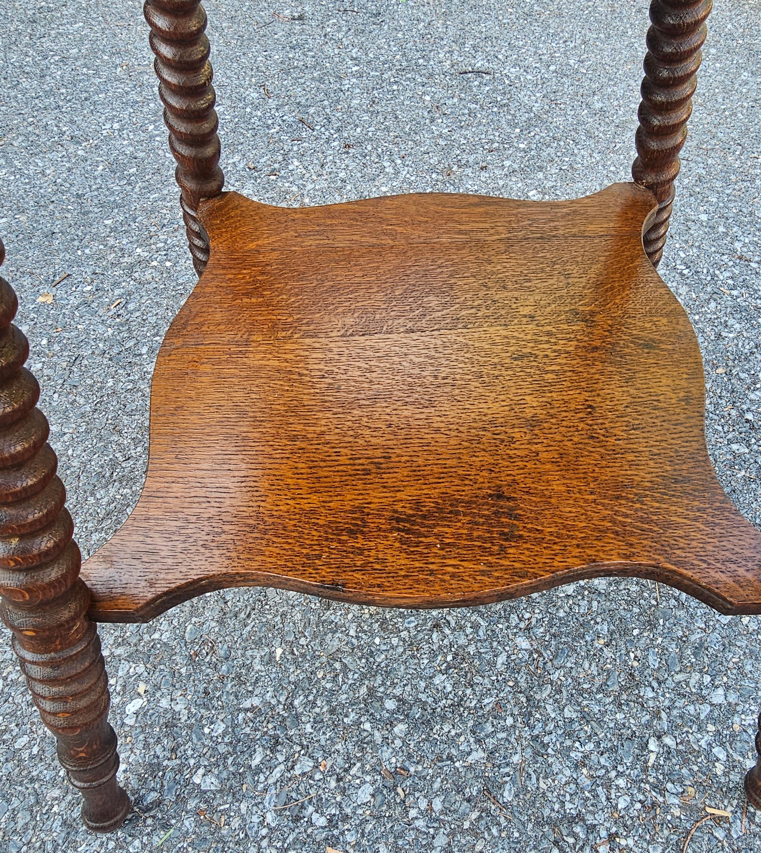 19th Century Victorian Turned Quater Sawn Oak Parlor or Center Table For Sale 1