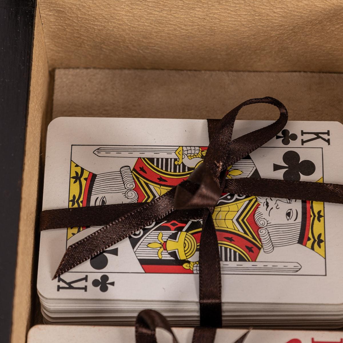Boîte à jeux de cartes victorienne en noyer et laiton du XIXe siècle, c.1890 en vente 1