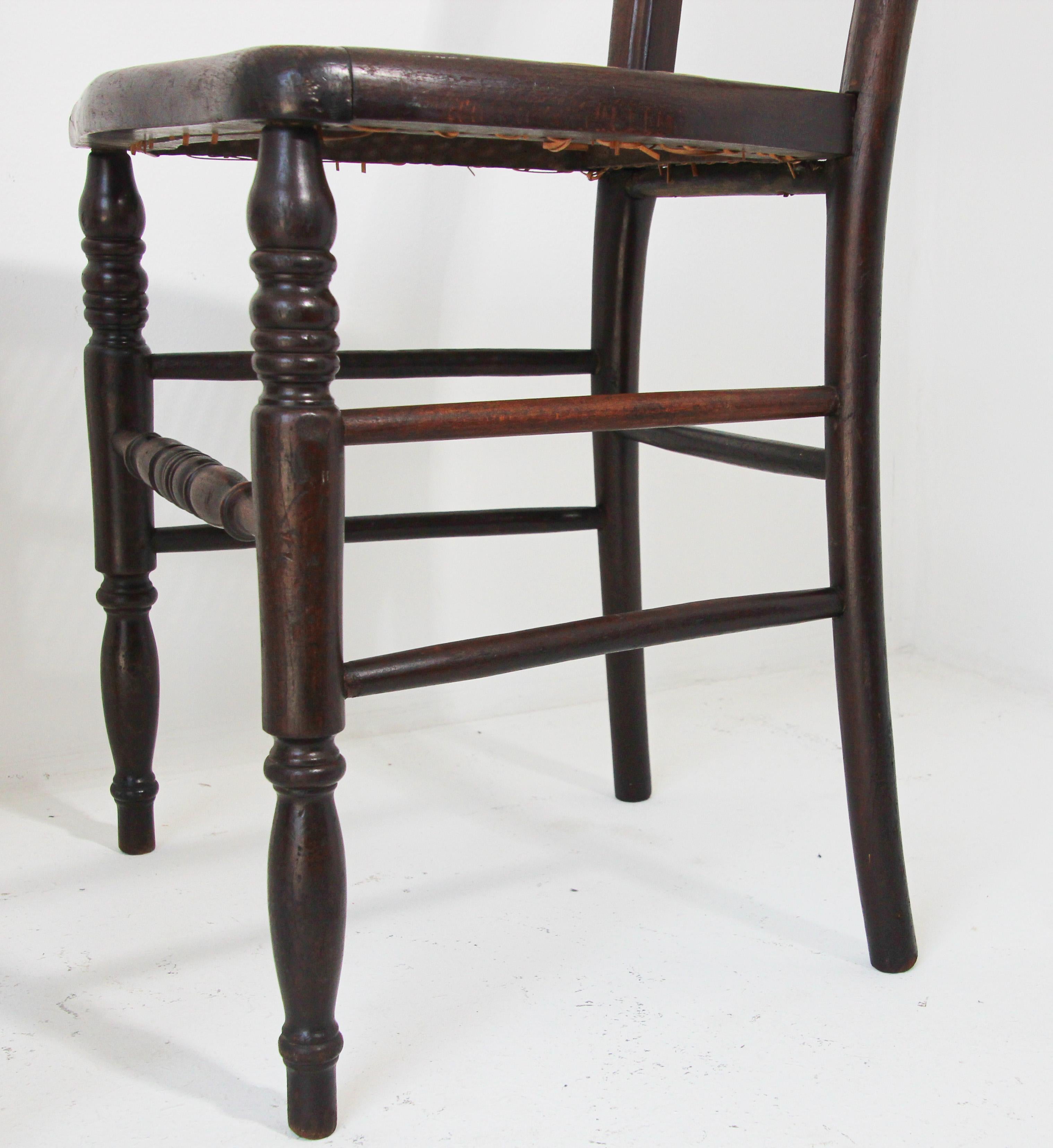 19th Century Victorian Walnut Chairs Set of Three 4
