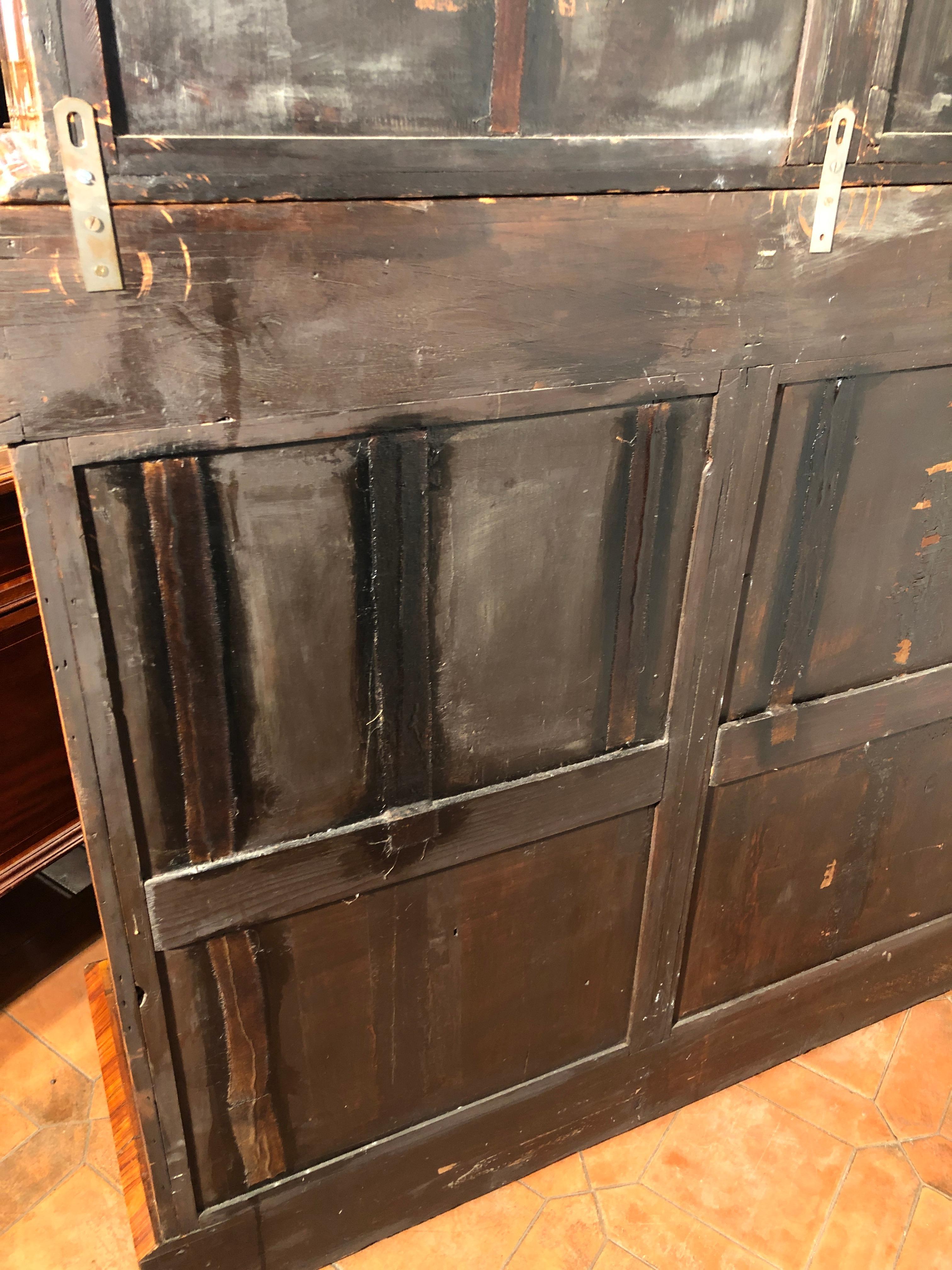 19th Century Victorian Walnut England Bookcase Vitrines, 1860s 7